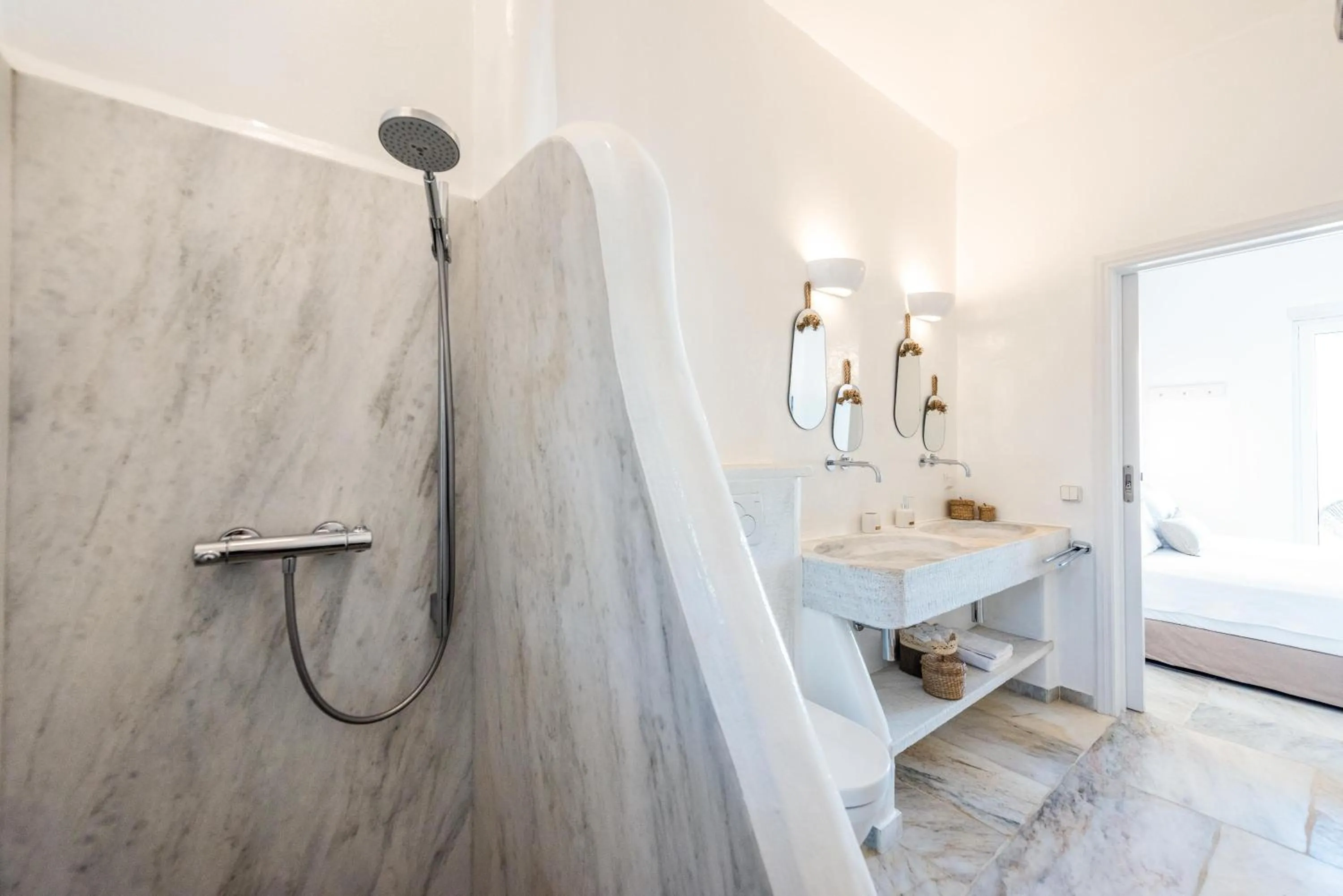 VATHI BLEU PRIVATE VILLAS
