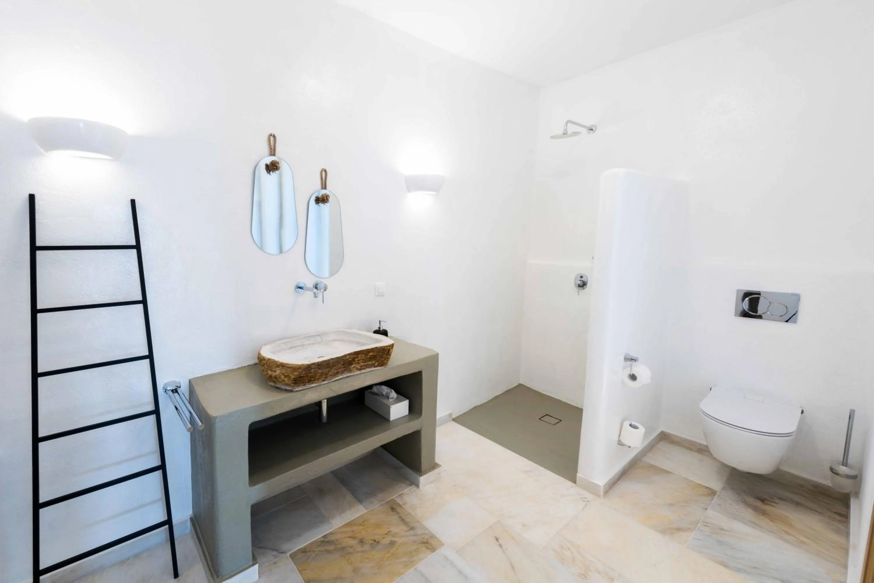 VATHI BLEU PRIVATE VILLAS