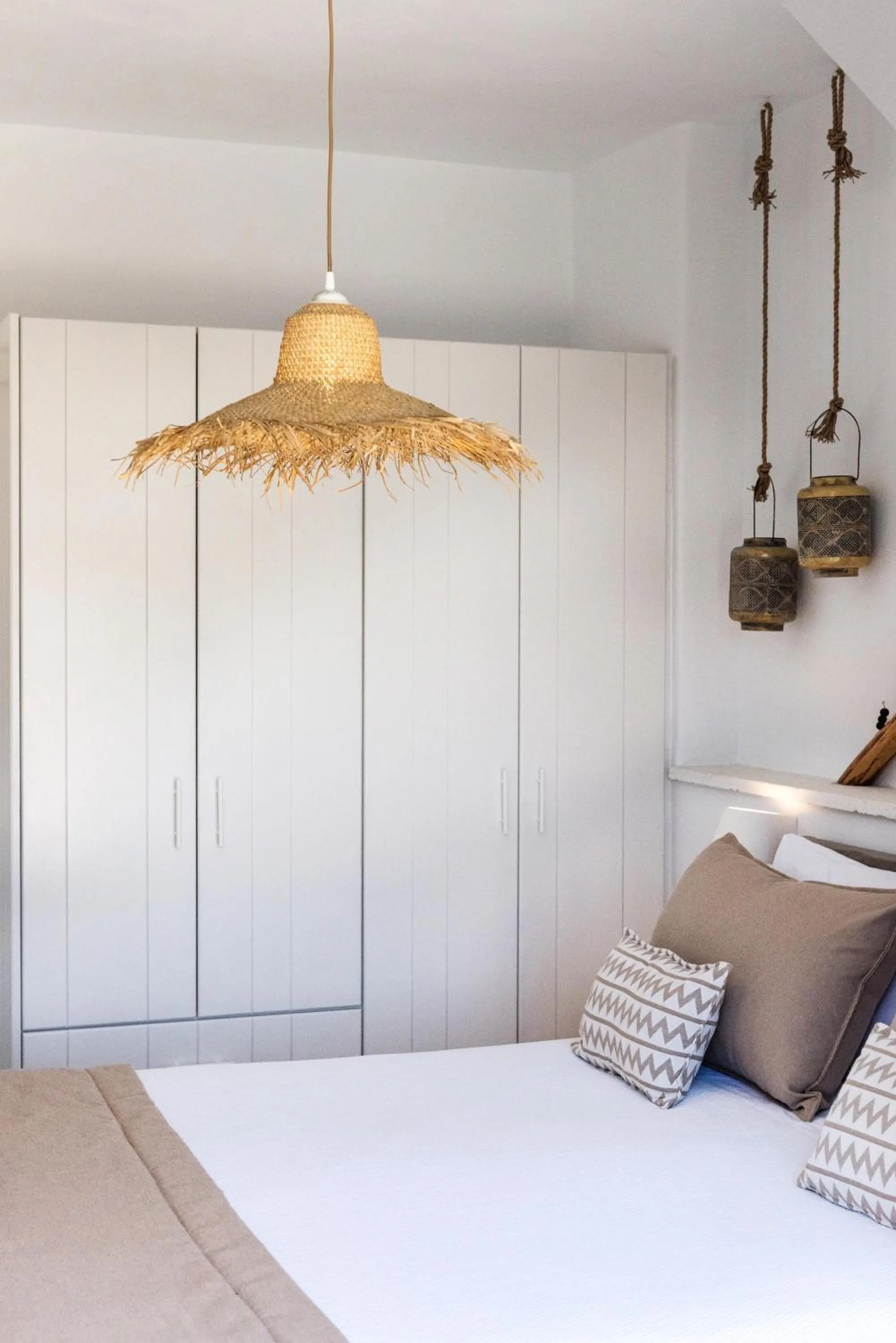 Bed in VATHI BLEU PRIVATE VILLAS