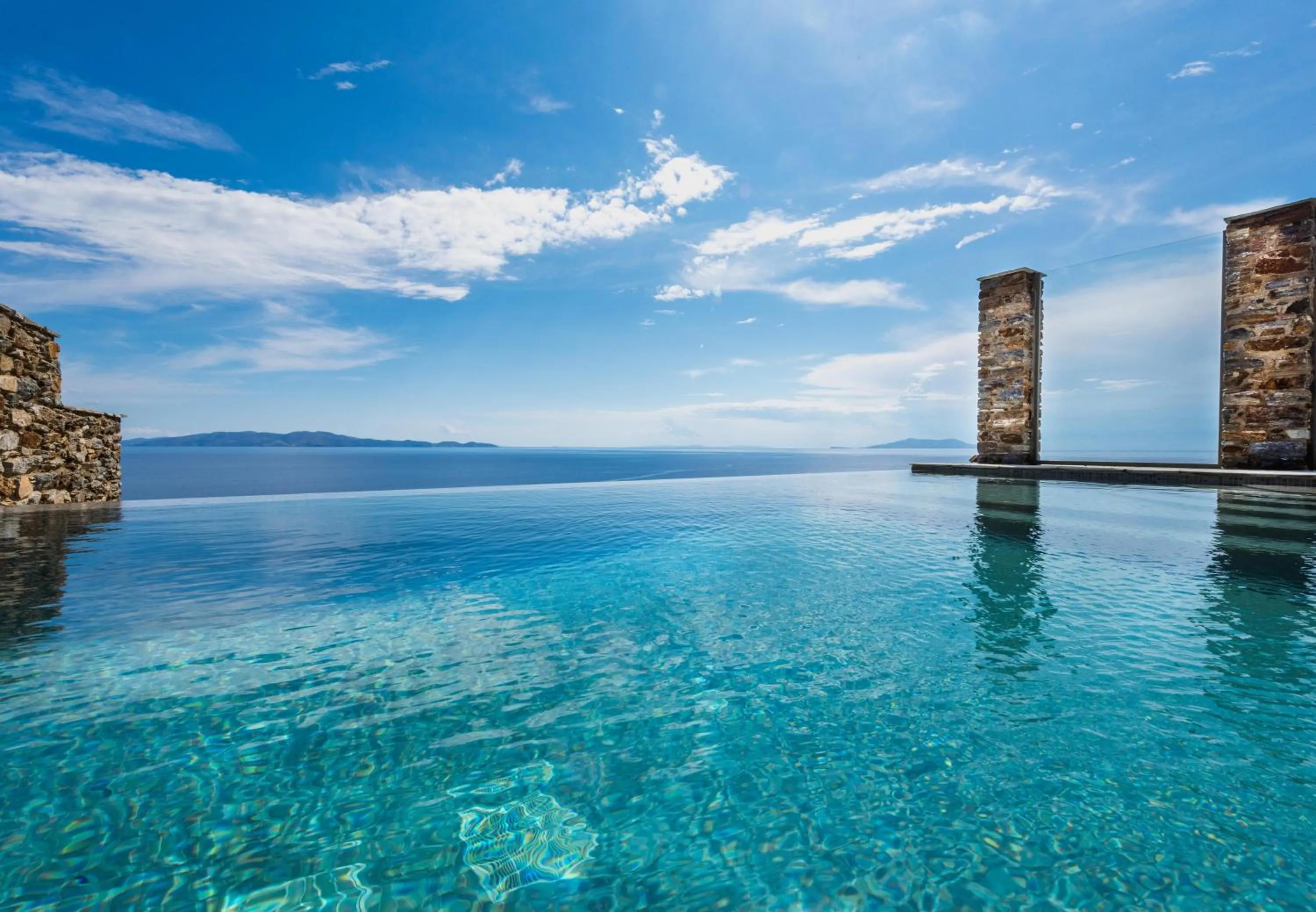 VATHI BLEU PRIVATE VILLAS