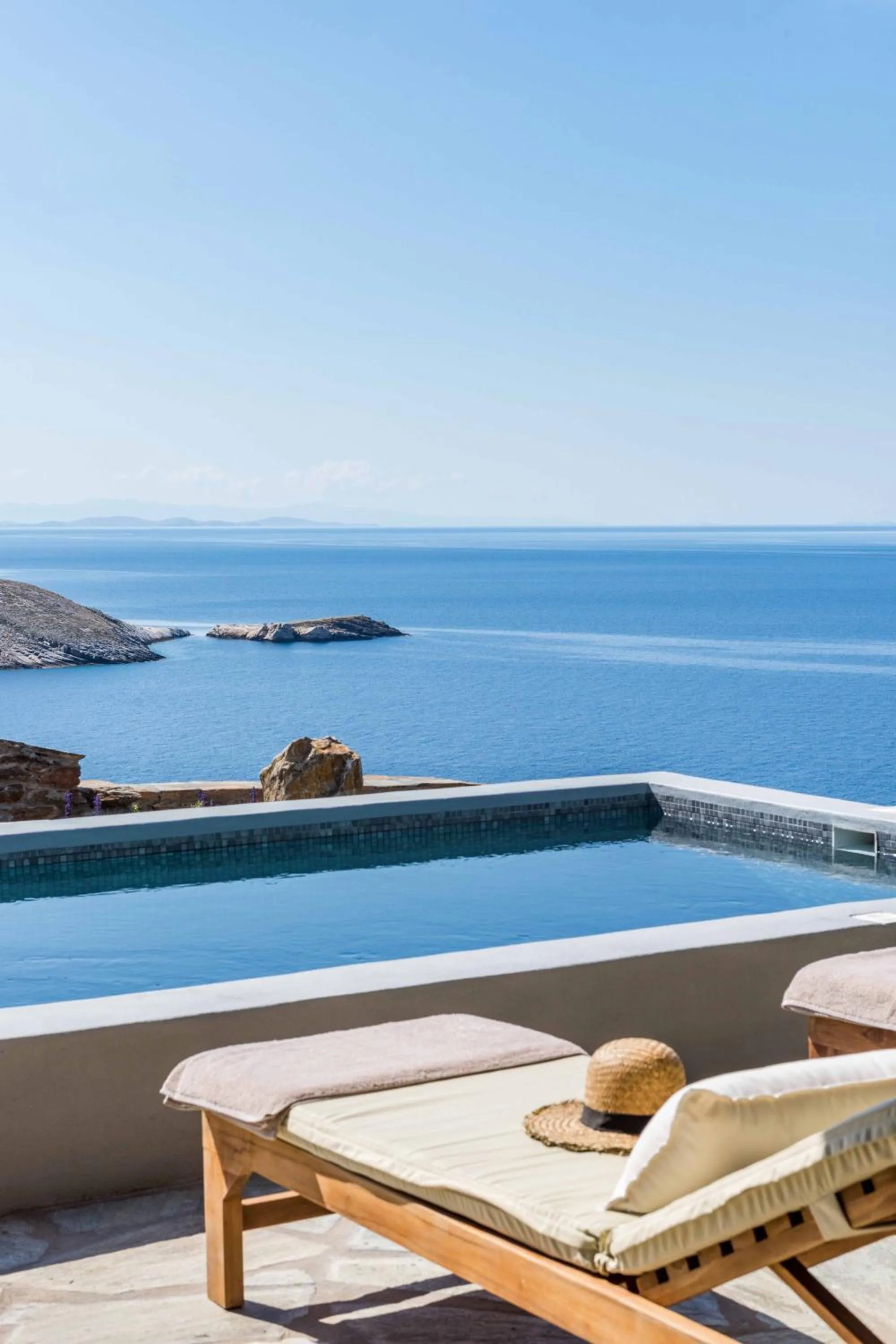VATHI BLEU PRIVATE VILLAS