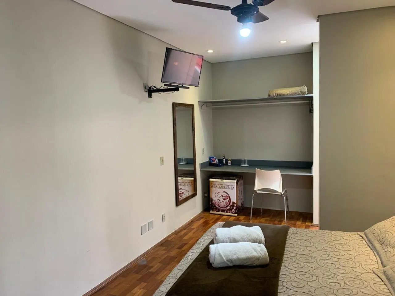 Bed in Café Palace Hotel