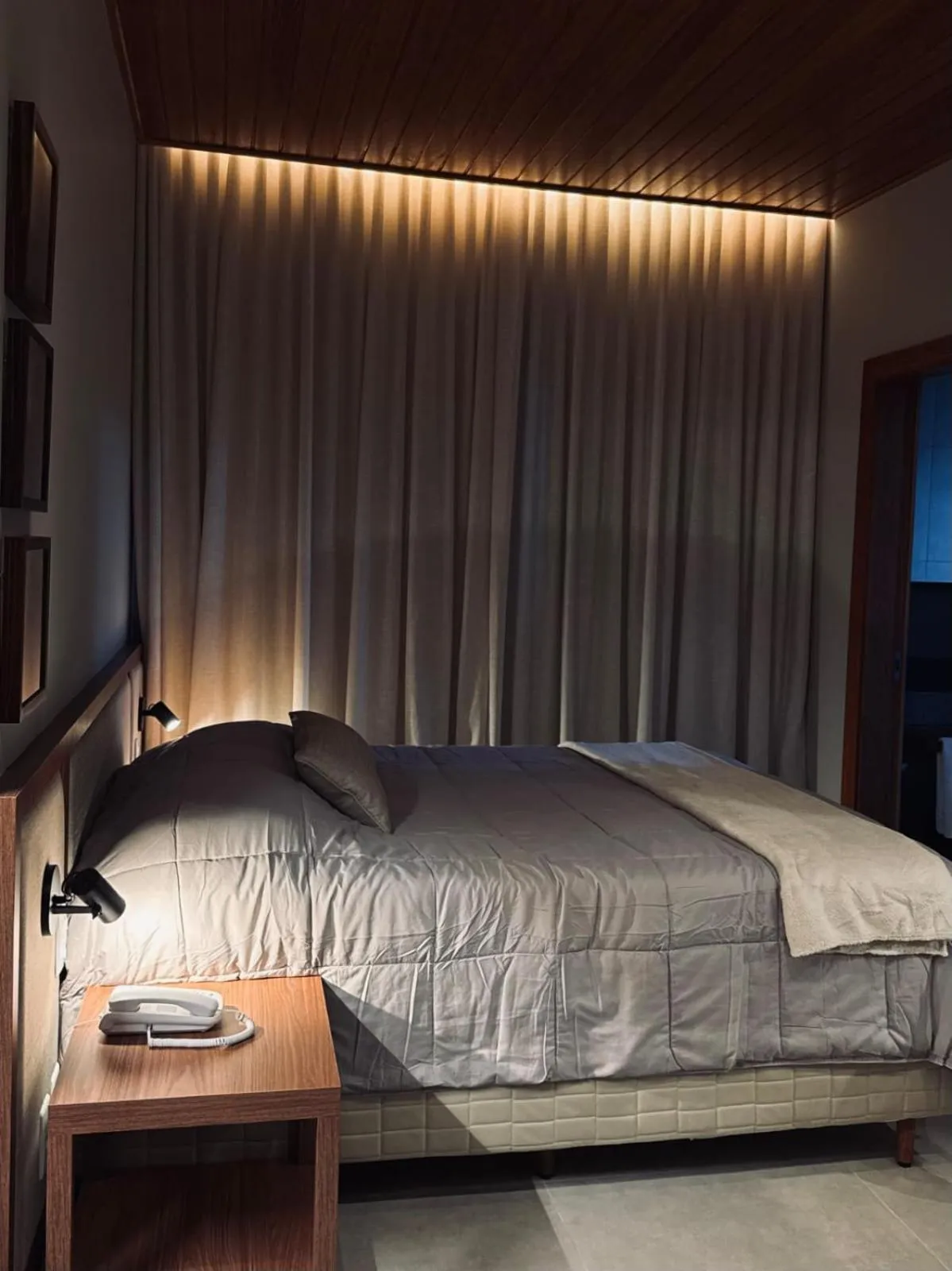 Bed in Café Palace Hotel