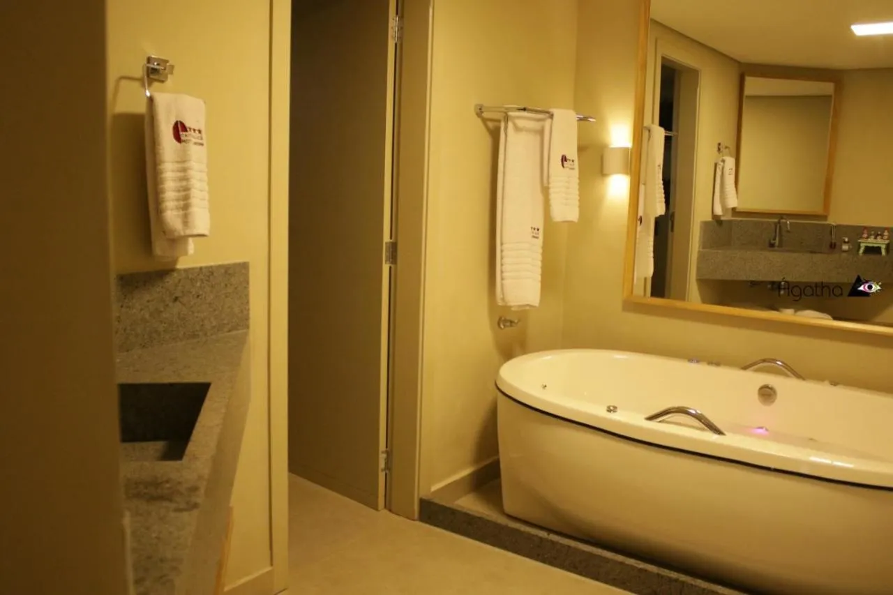 Bath in Café Palace Hotel