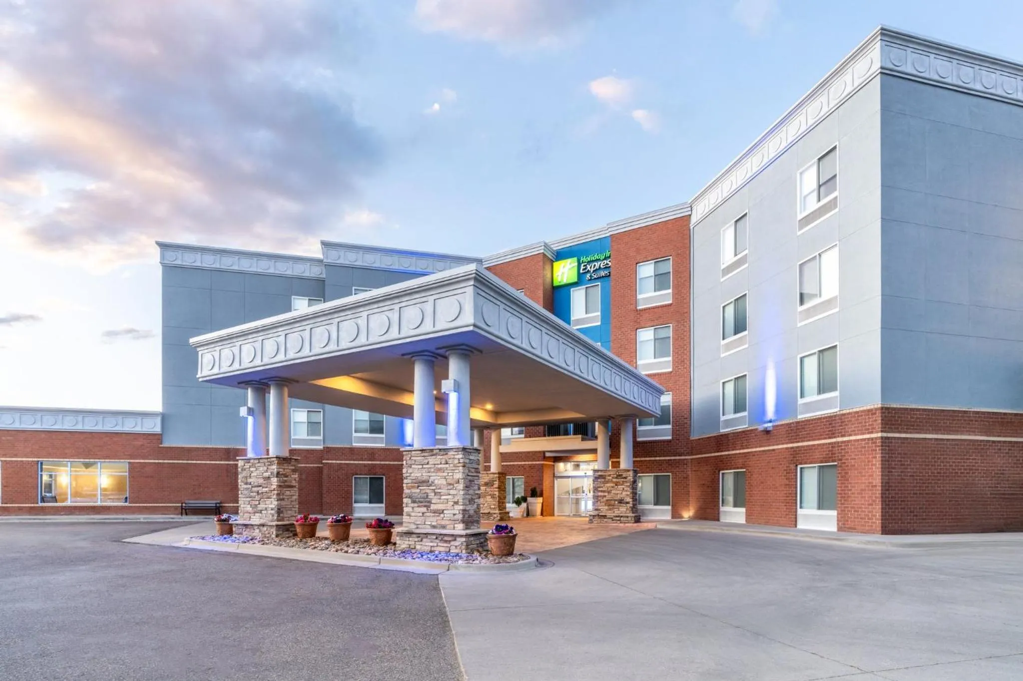 Property building in Holiday Inn Express & Suites Denver North - Thornton by IHG
