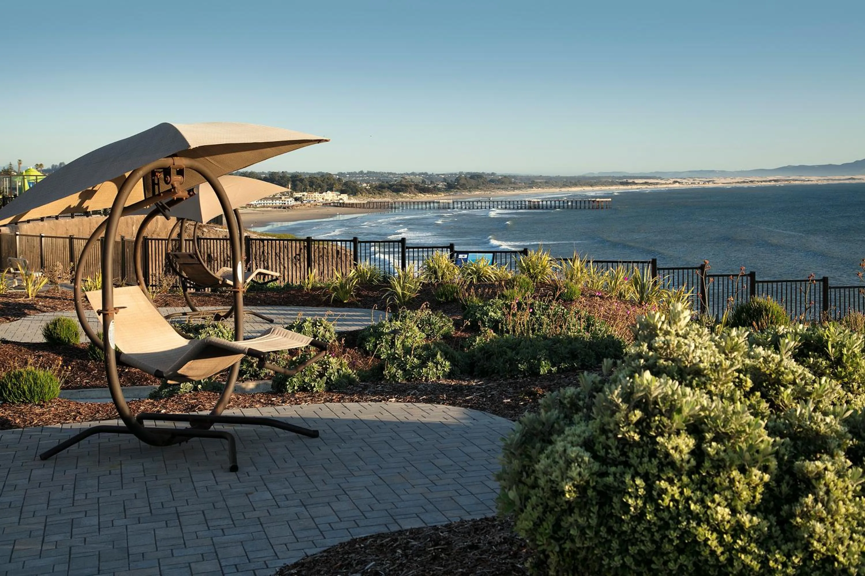 sunbed in Shore Cliff Hotel