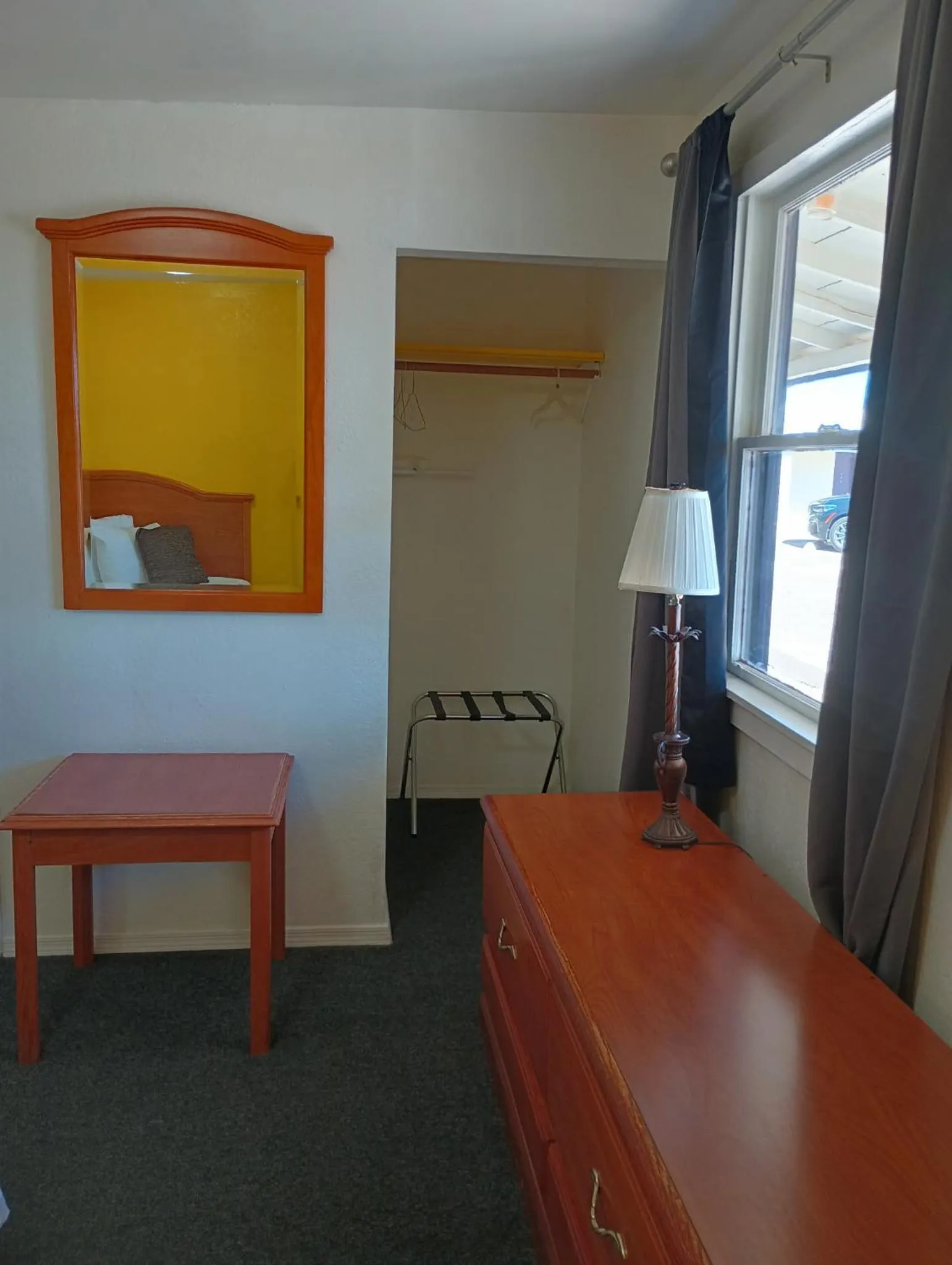 Bedroom in Rose's Motel