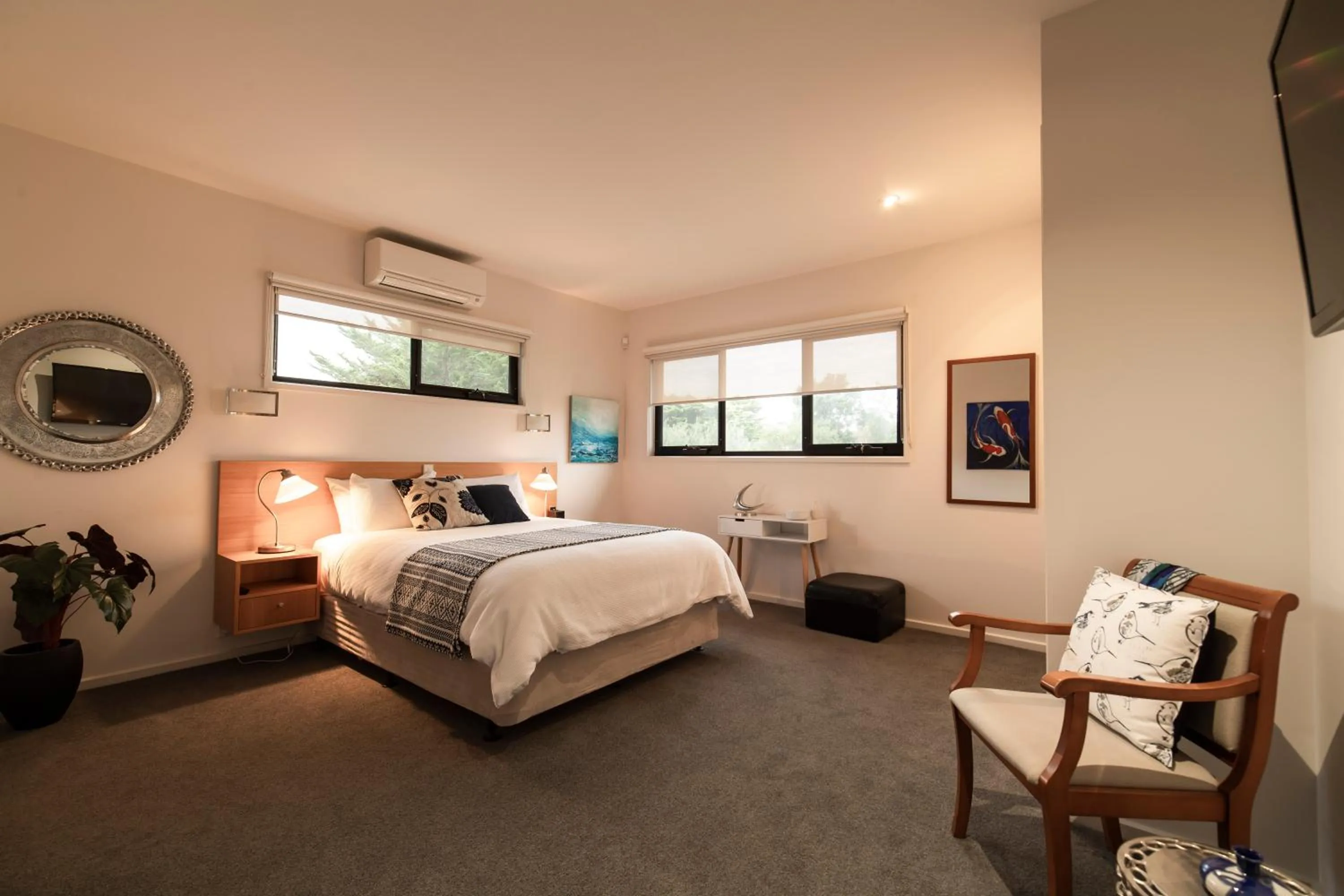 Bedroom, Bed in Hilltop Apartments Phillip Island