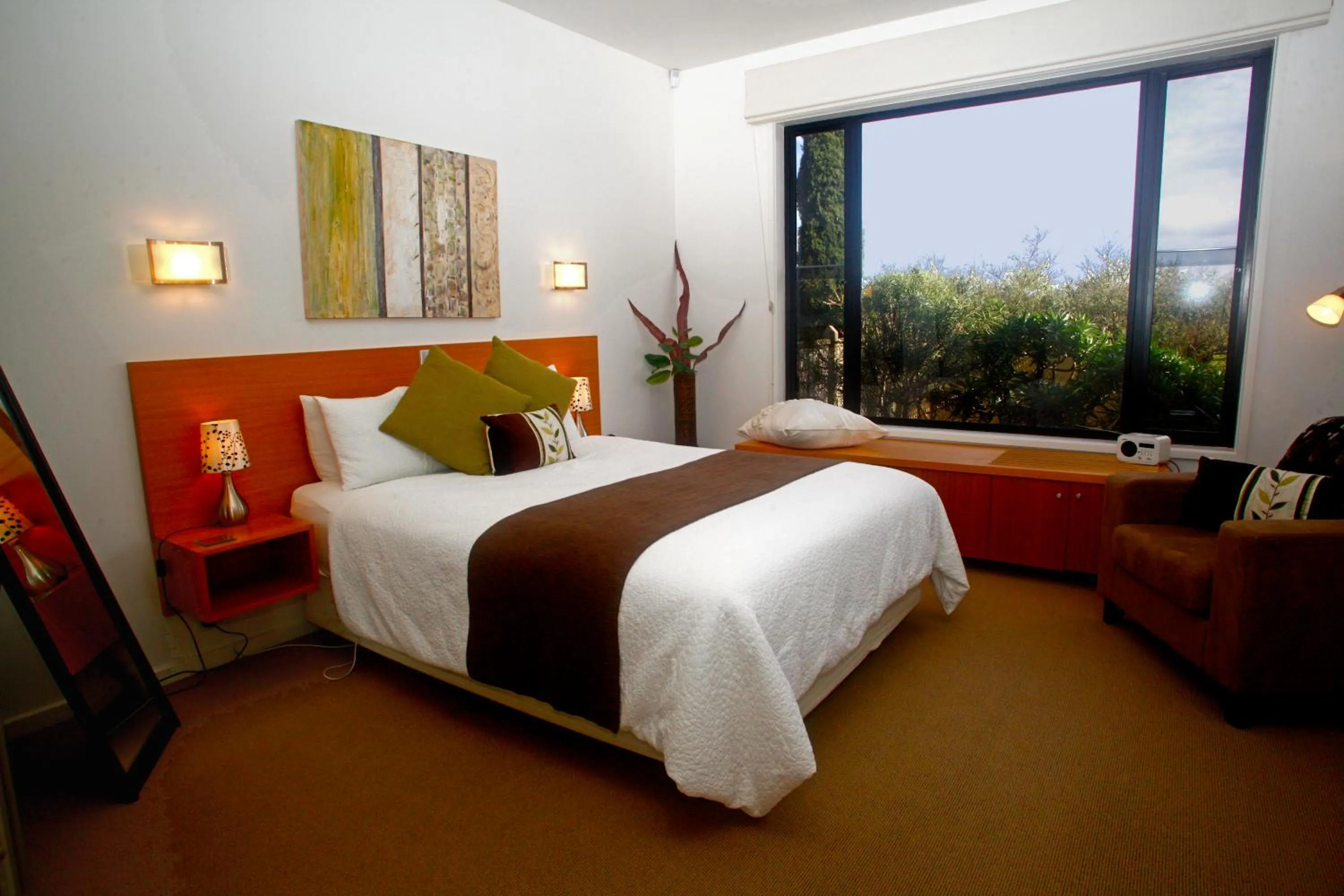 Bed in Hilltop Apartments Phillip Island