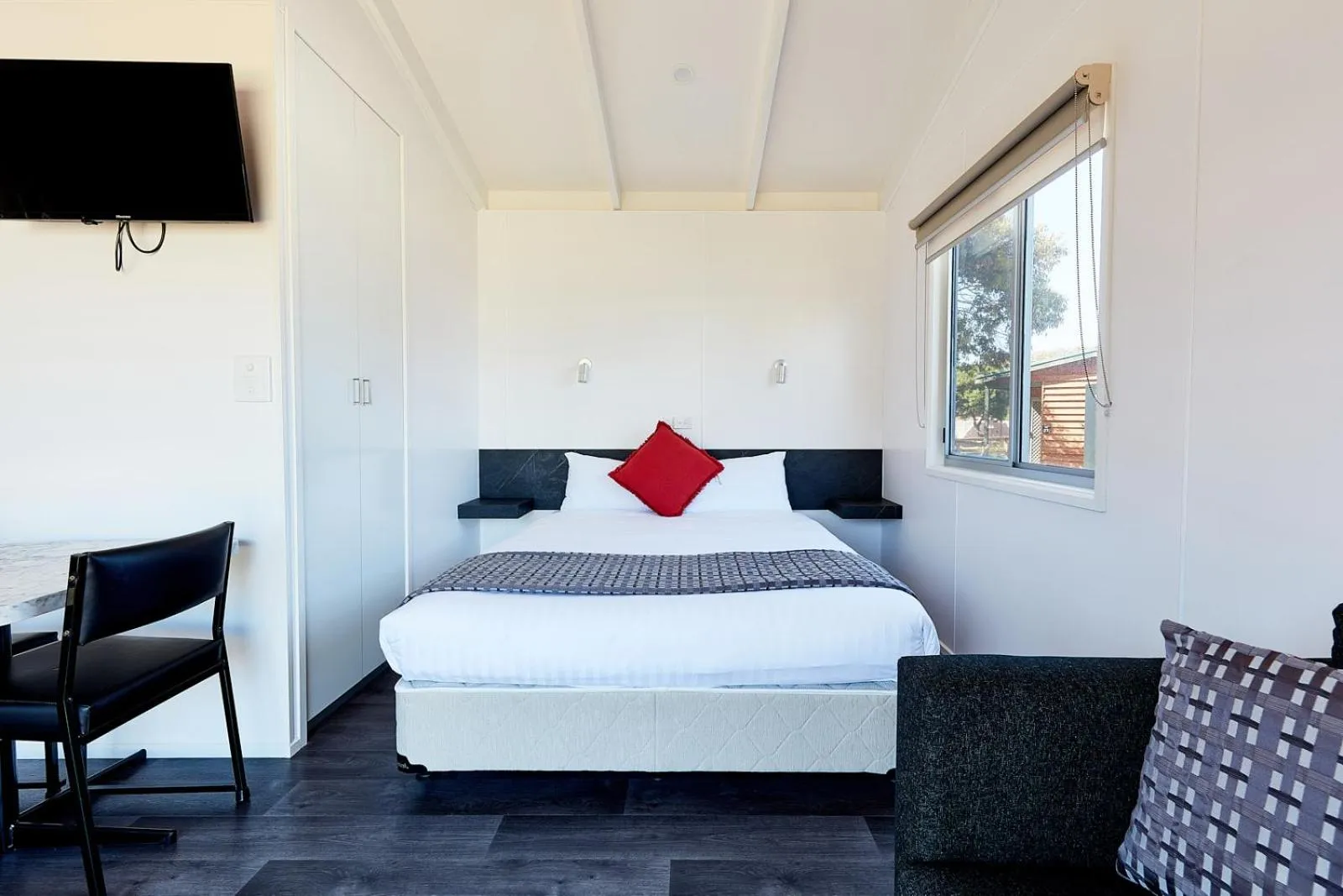 Bed in Torquay Foreshore Caravan Park