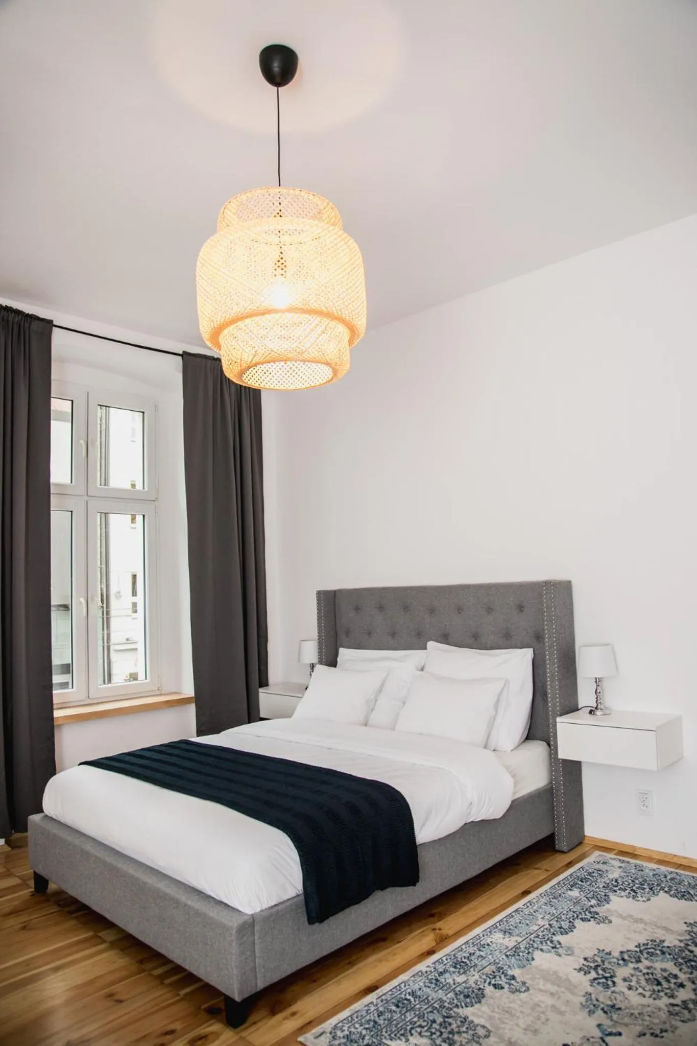 Bed in W1 Katowice