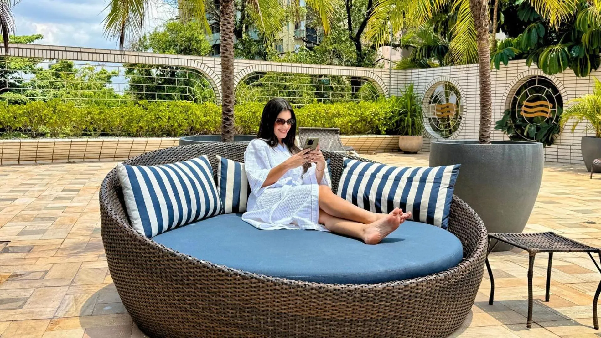 Swimming pool in Continental Inn