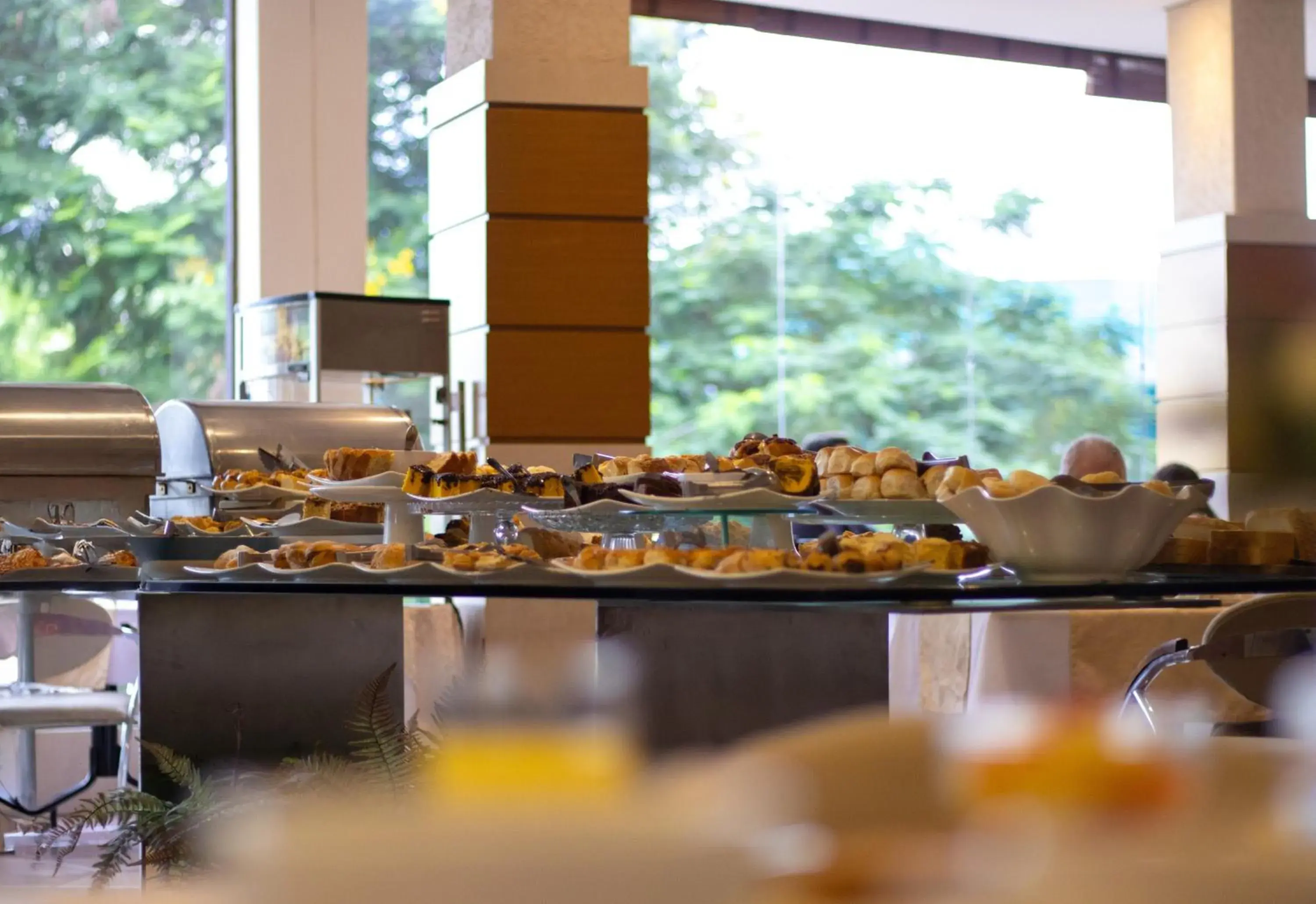 Restaurant/places to eat in Continental Inn Restaurant/places to eat in Continental Inn