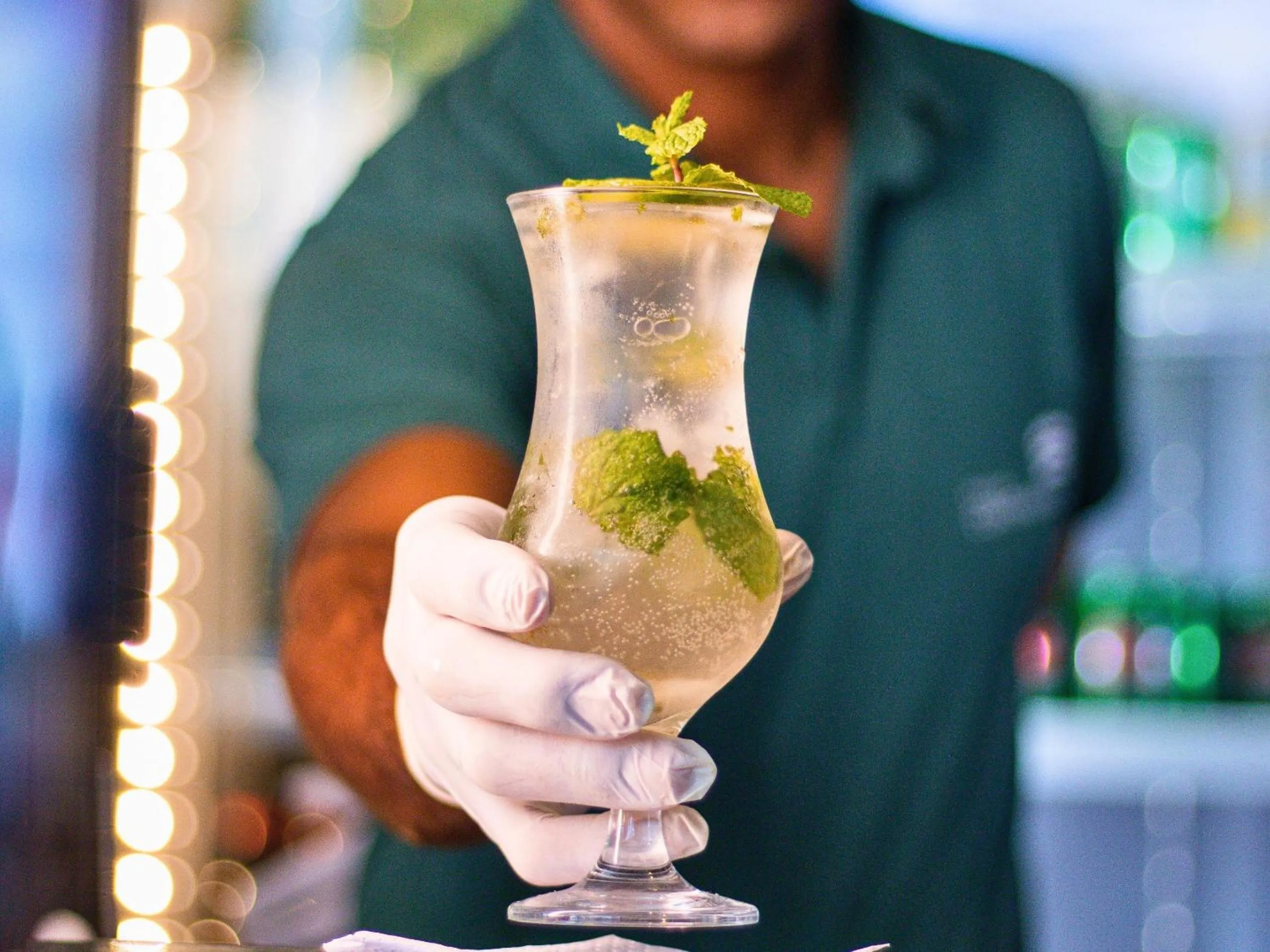 Drinks in Continental Inn