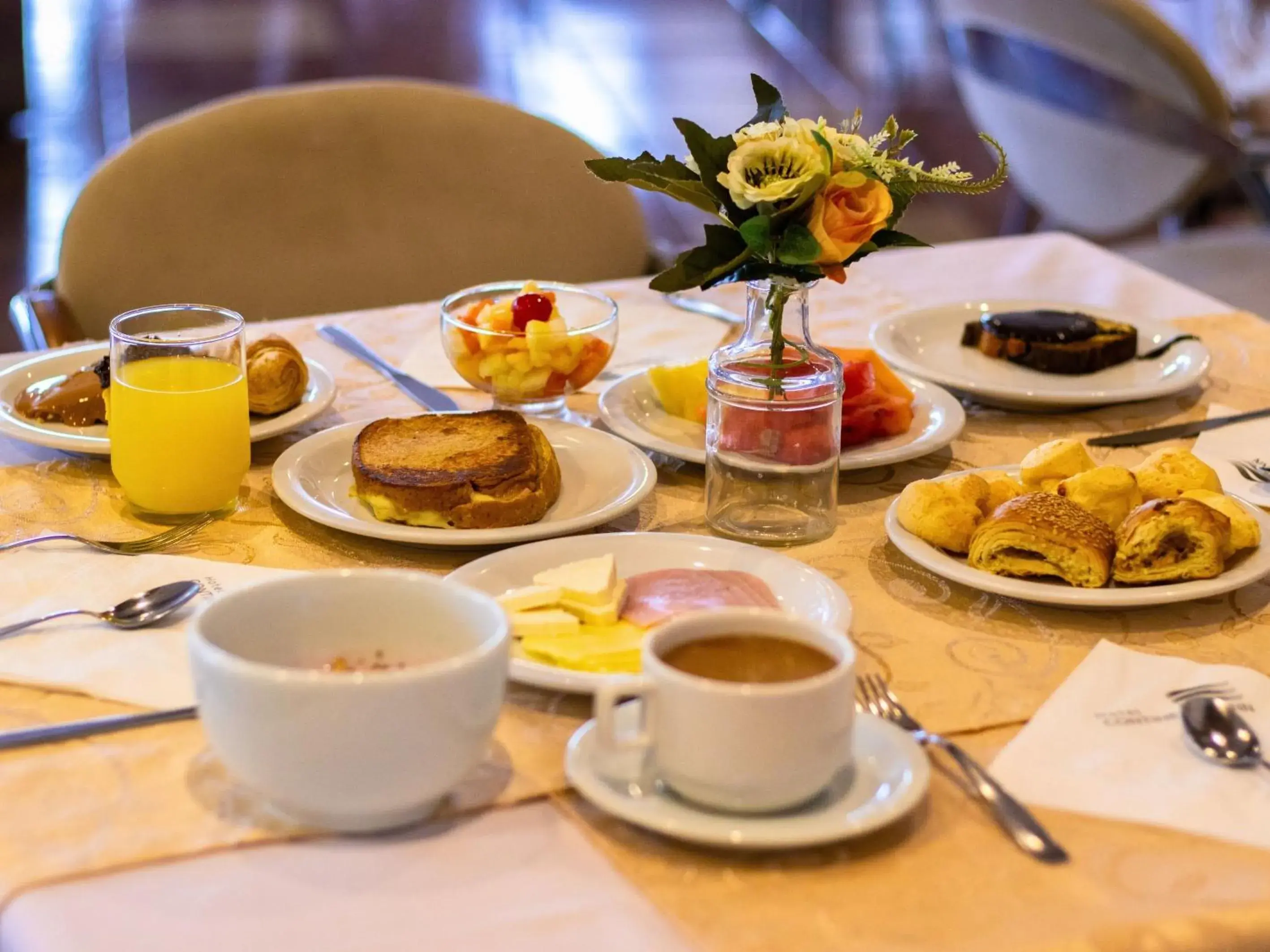 Restaurant/places to eat in Continental Inn Restaurant/places to eat in Continental Inn