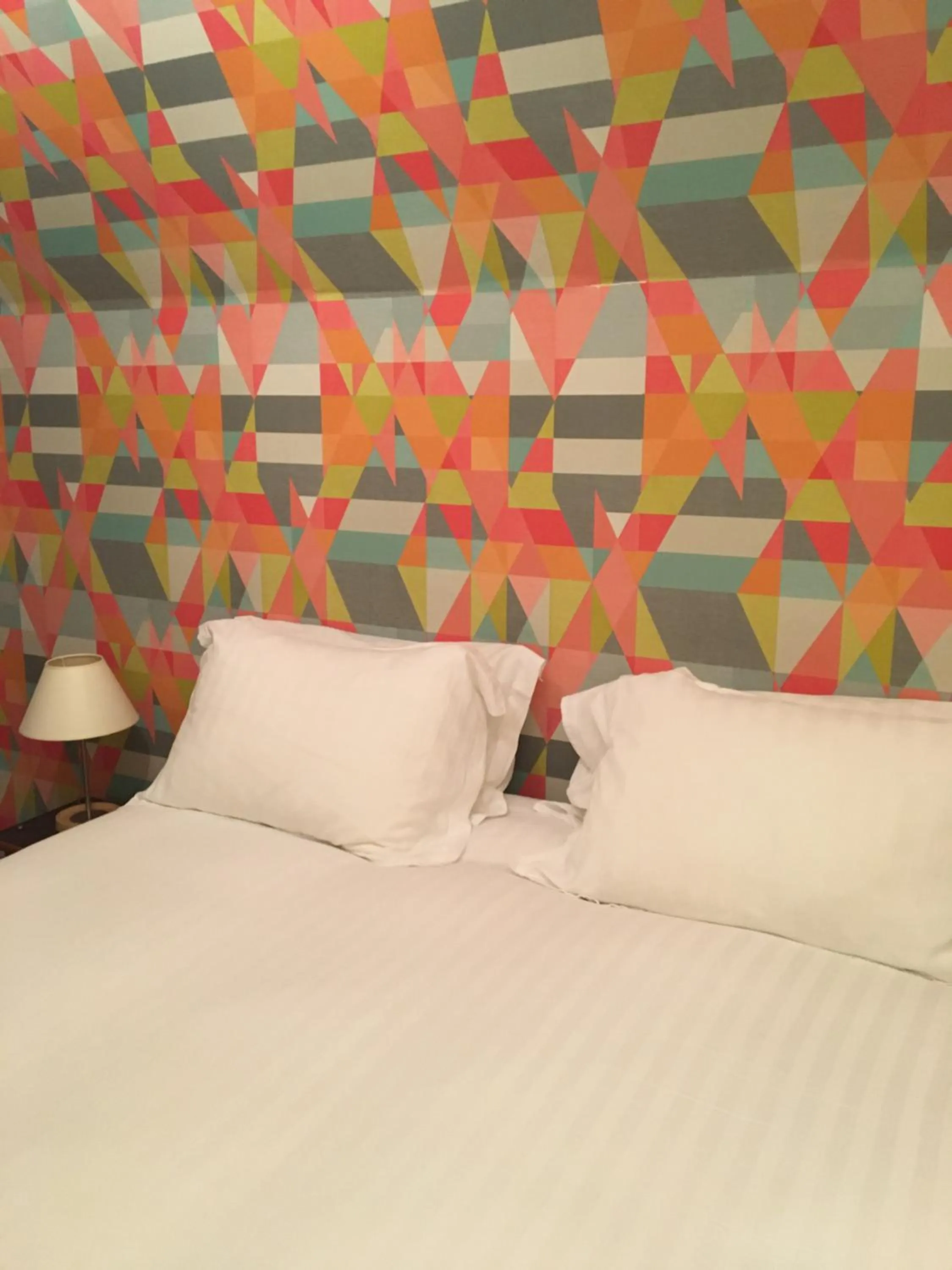 Bed in Hôtel Restaurant Des Remparts