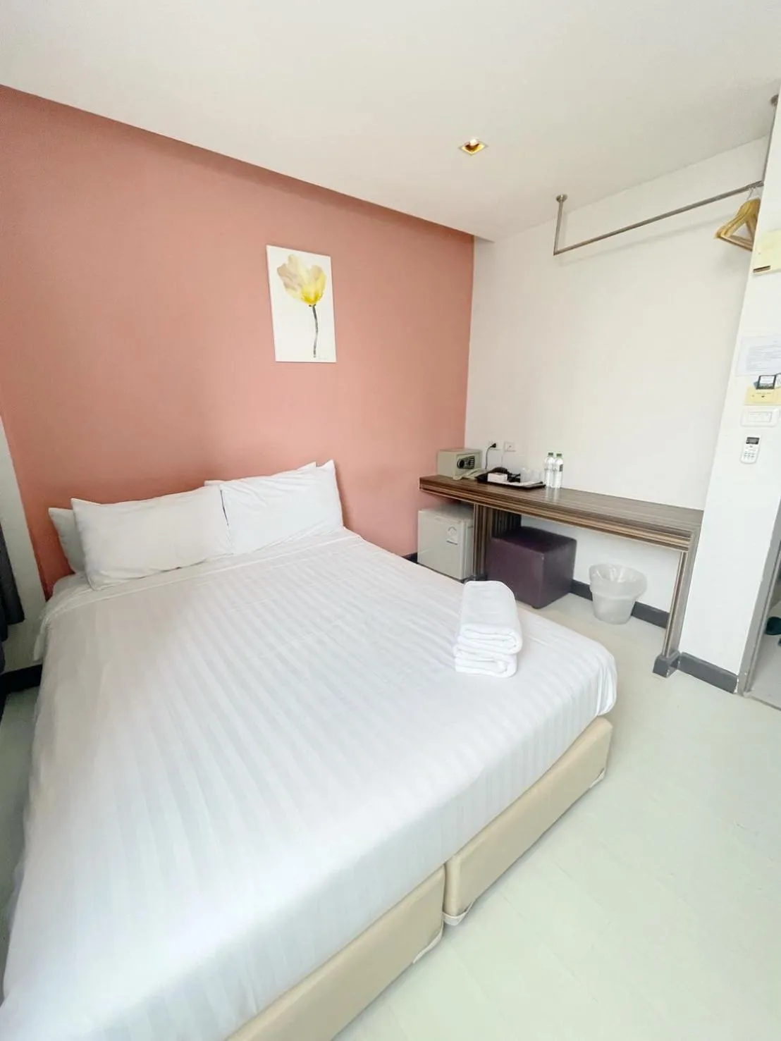 Bed in Nantra Ekkamai Hotel