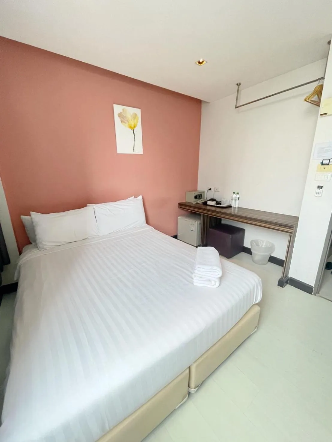 Bed in Nantra Ekkamai Hotel