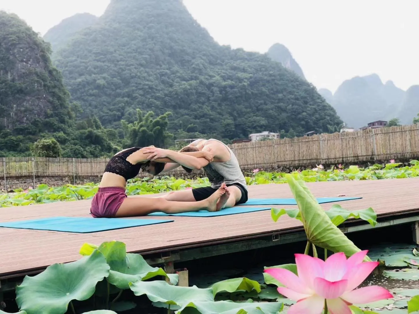 People in Yangshuo Tea Cozy--one way Free pick up from airport or TS 4 nights