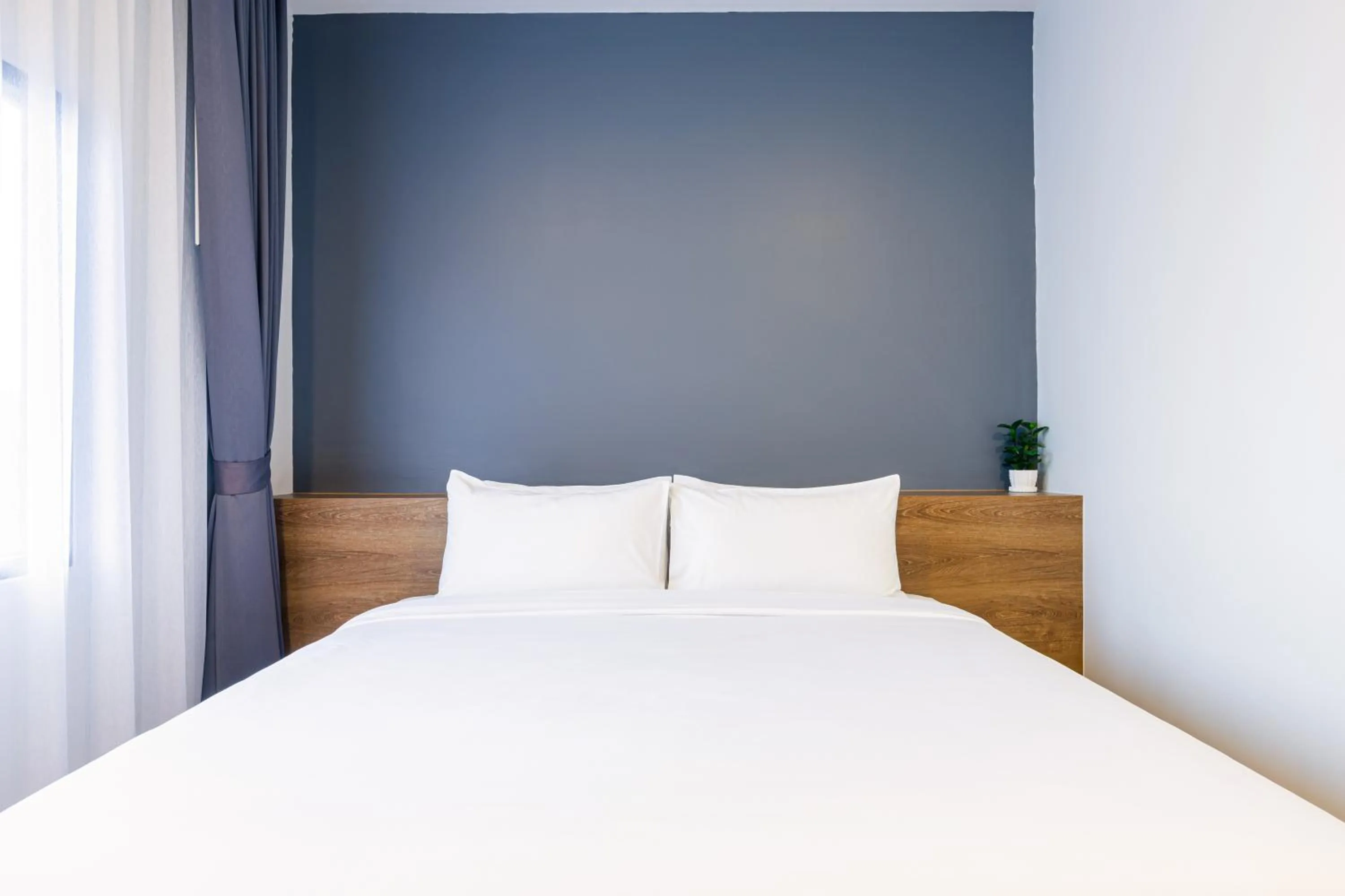 Photo of the whole room, Bed in Icon Park Hotel, Chiang Mai- SHA Extra Plus