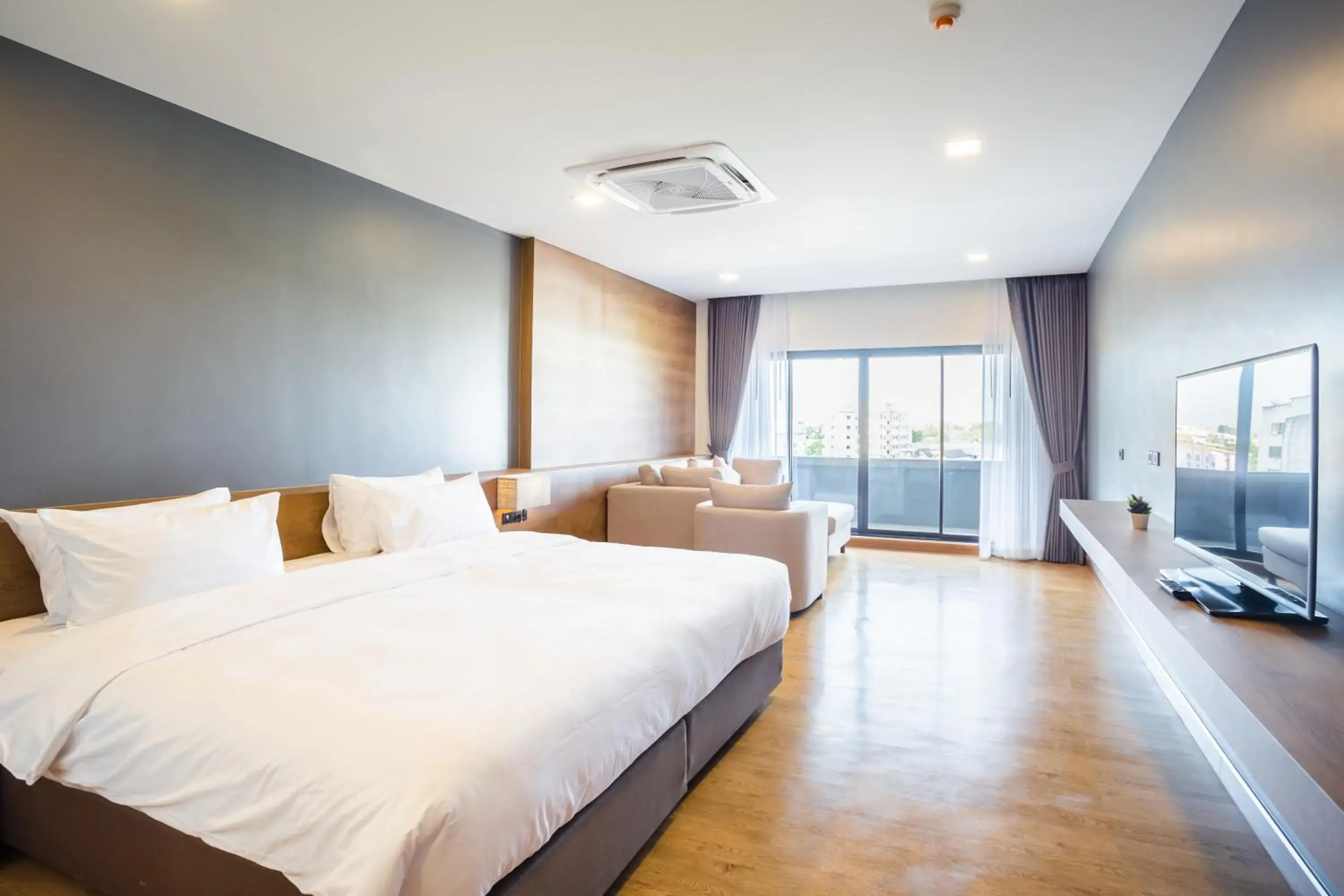 Bed in Icon Park Hotel, Chiang Mai- SHA Extra Plus Bed in Icon Park Hotel, Chiang Mai- SHA Extra Plus