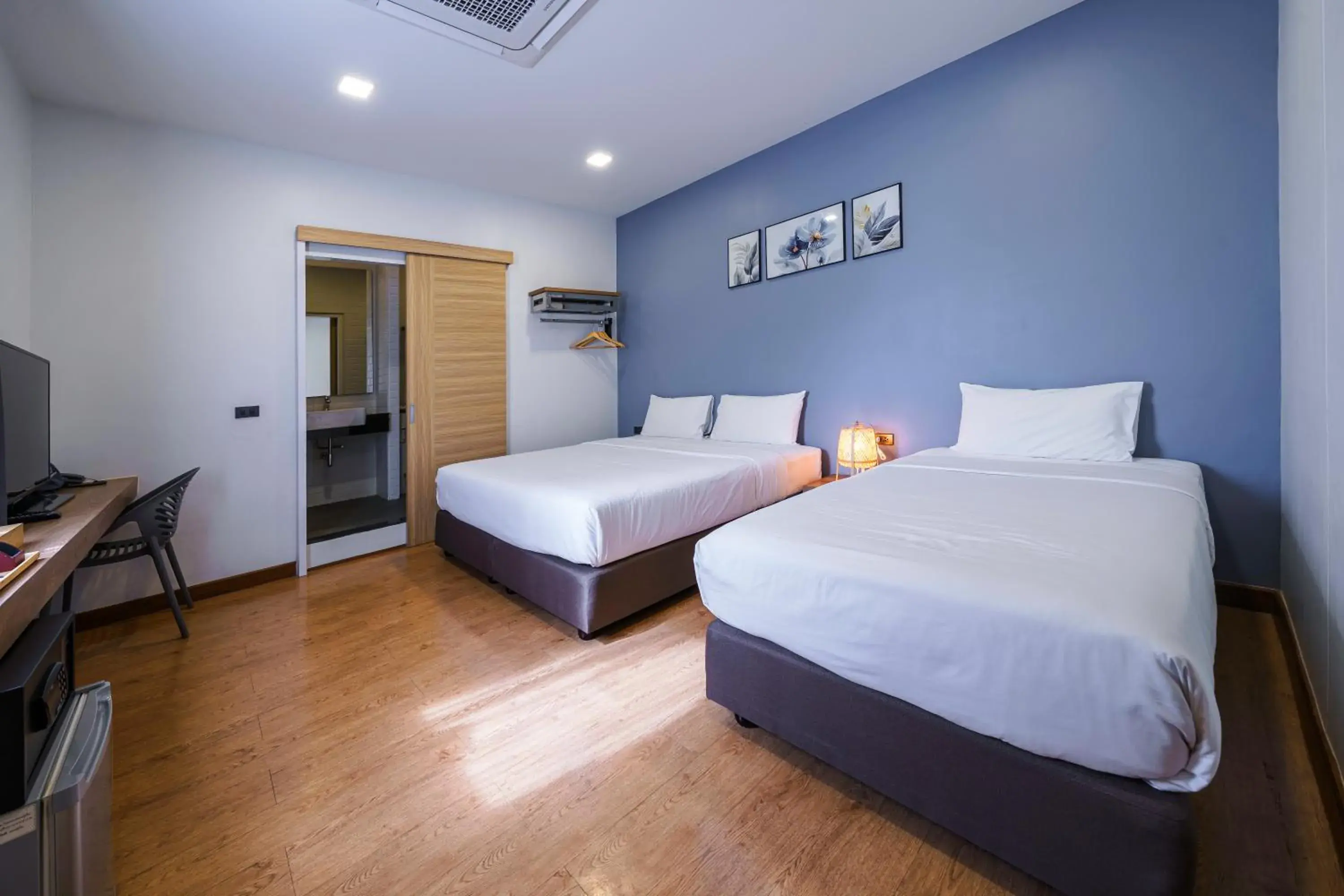 Basic Triple Room in Icon Park Hotel, Chiang Mai- SHA Extra Plus Basic Triple Room in Icon Park Hotel, Chiang Mai- SHA Extra Plus