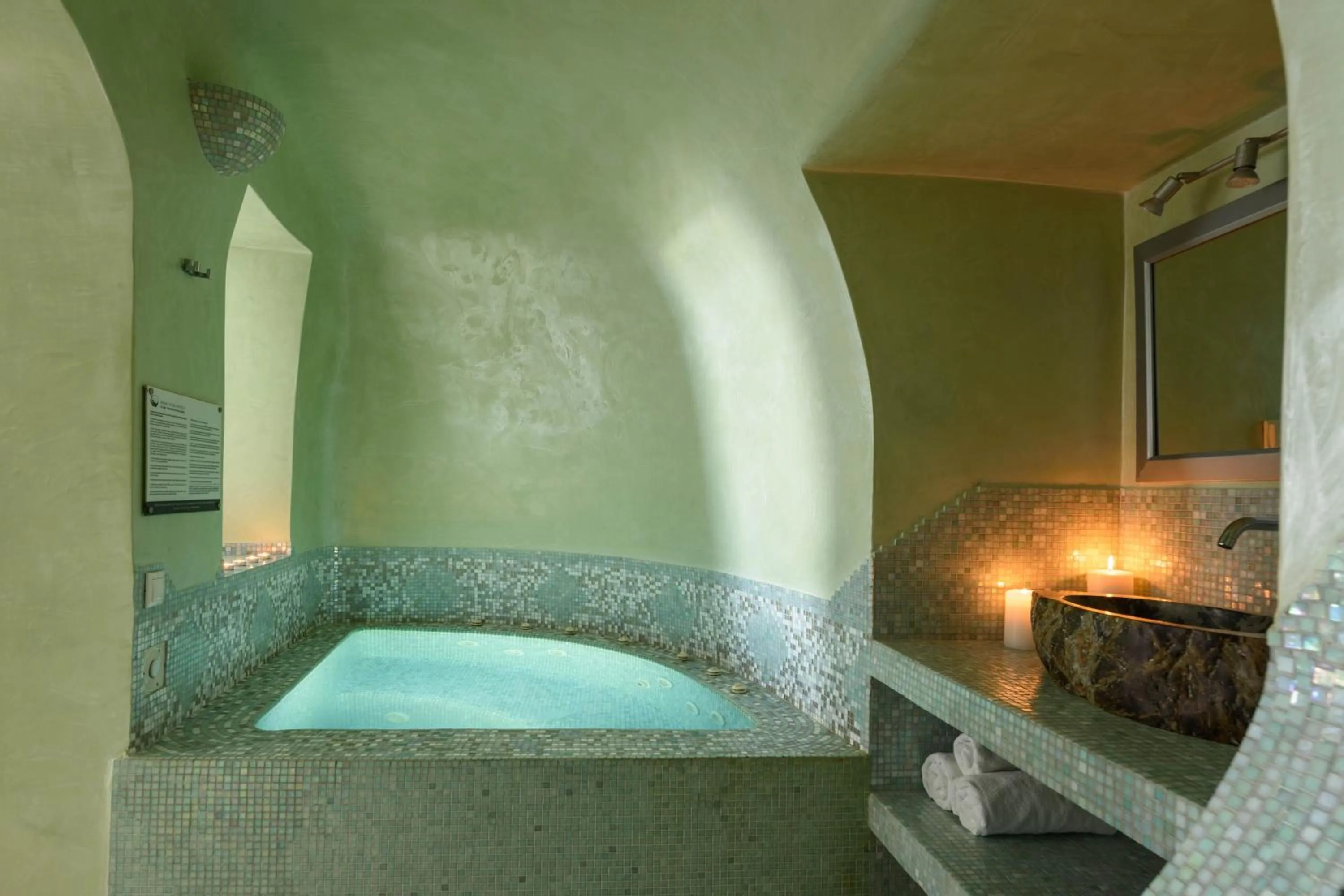 Hot Tub in Above Blue Suites