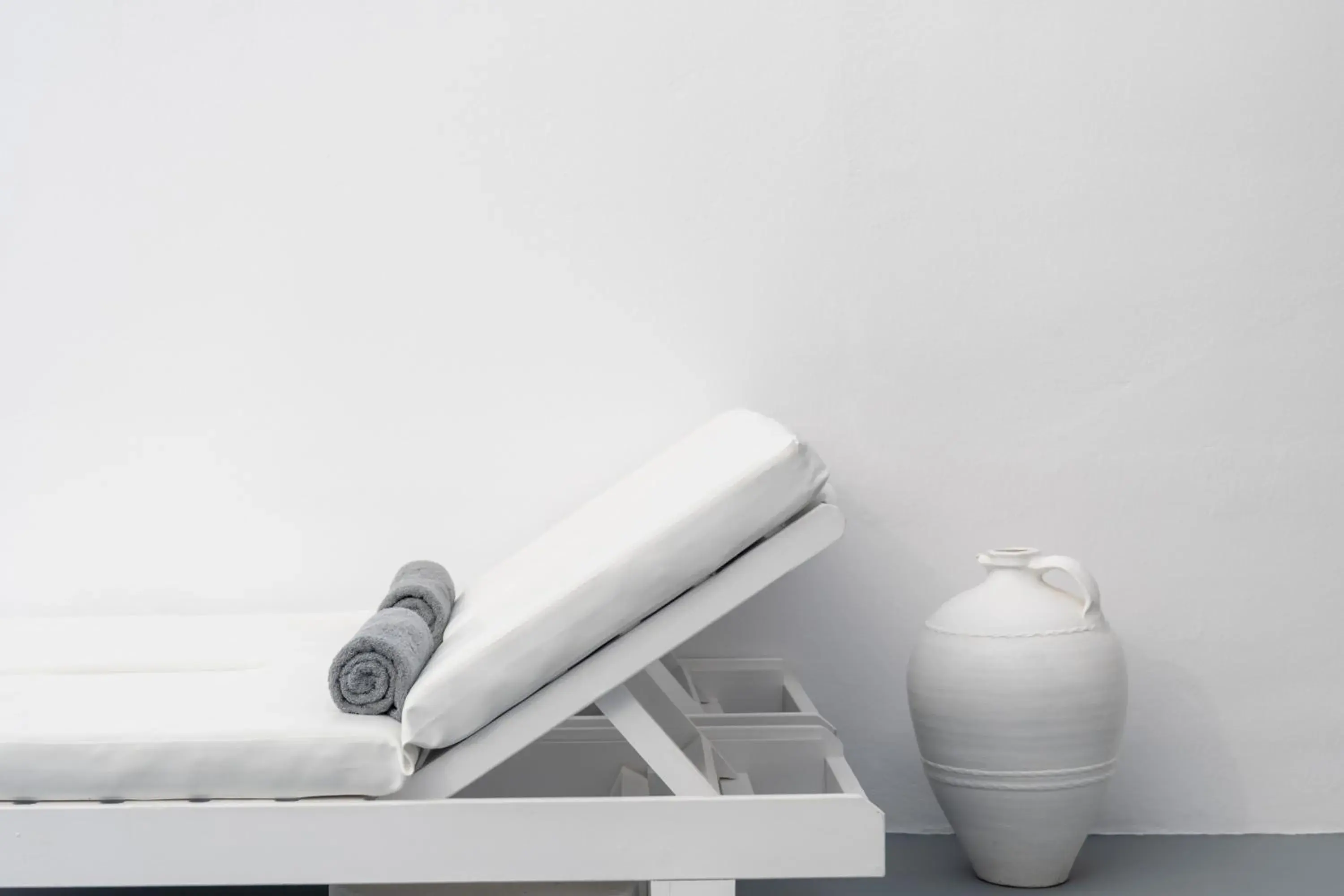 sunbed in Above Blue Suites sunbed in Above Blue Suites