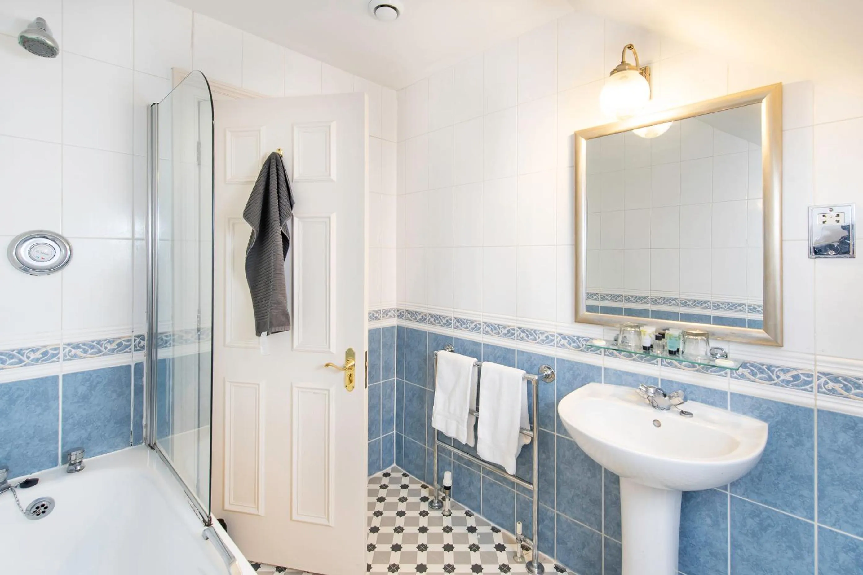 Bathroom in The Central Hotel