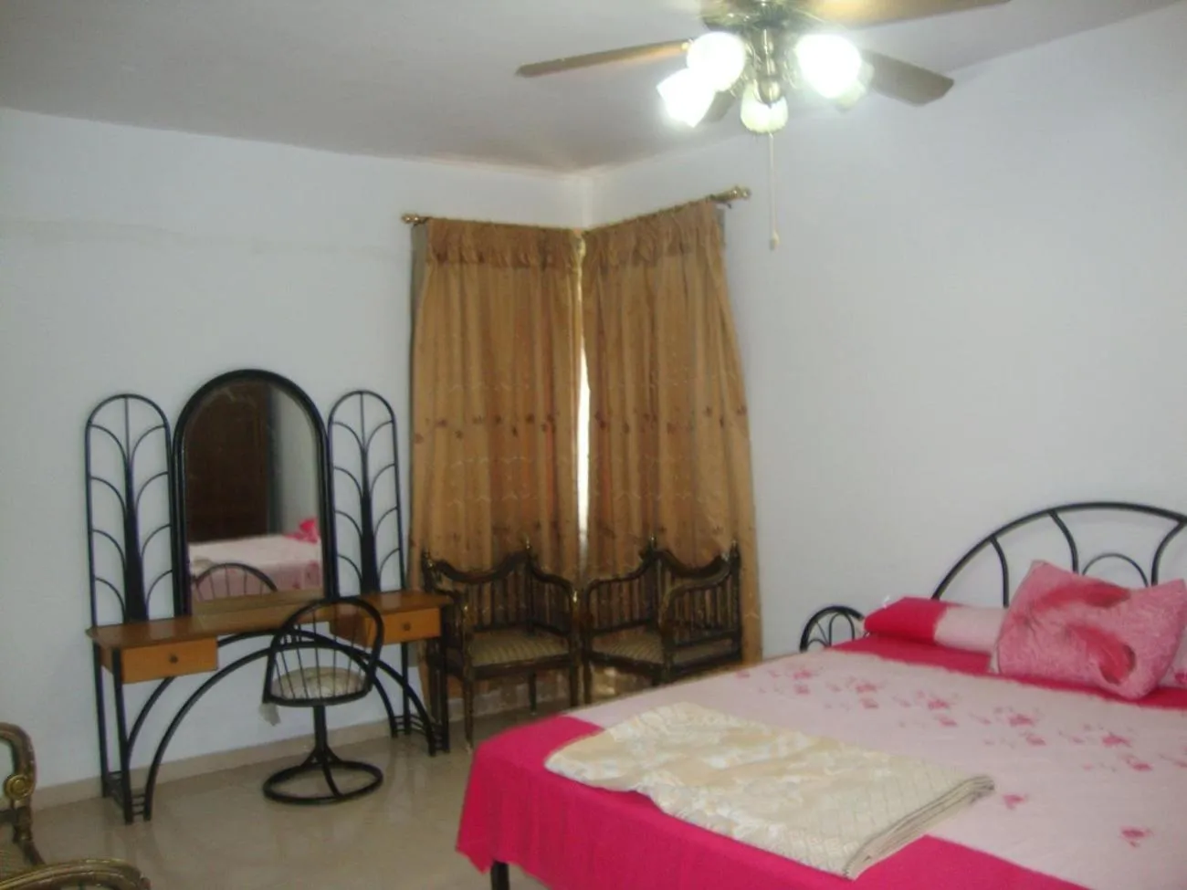 Toilet in Luxury Villa Panorama Beach
