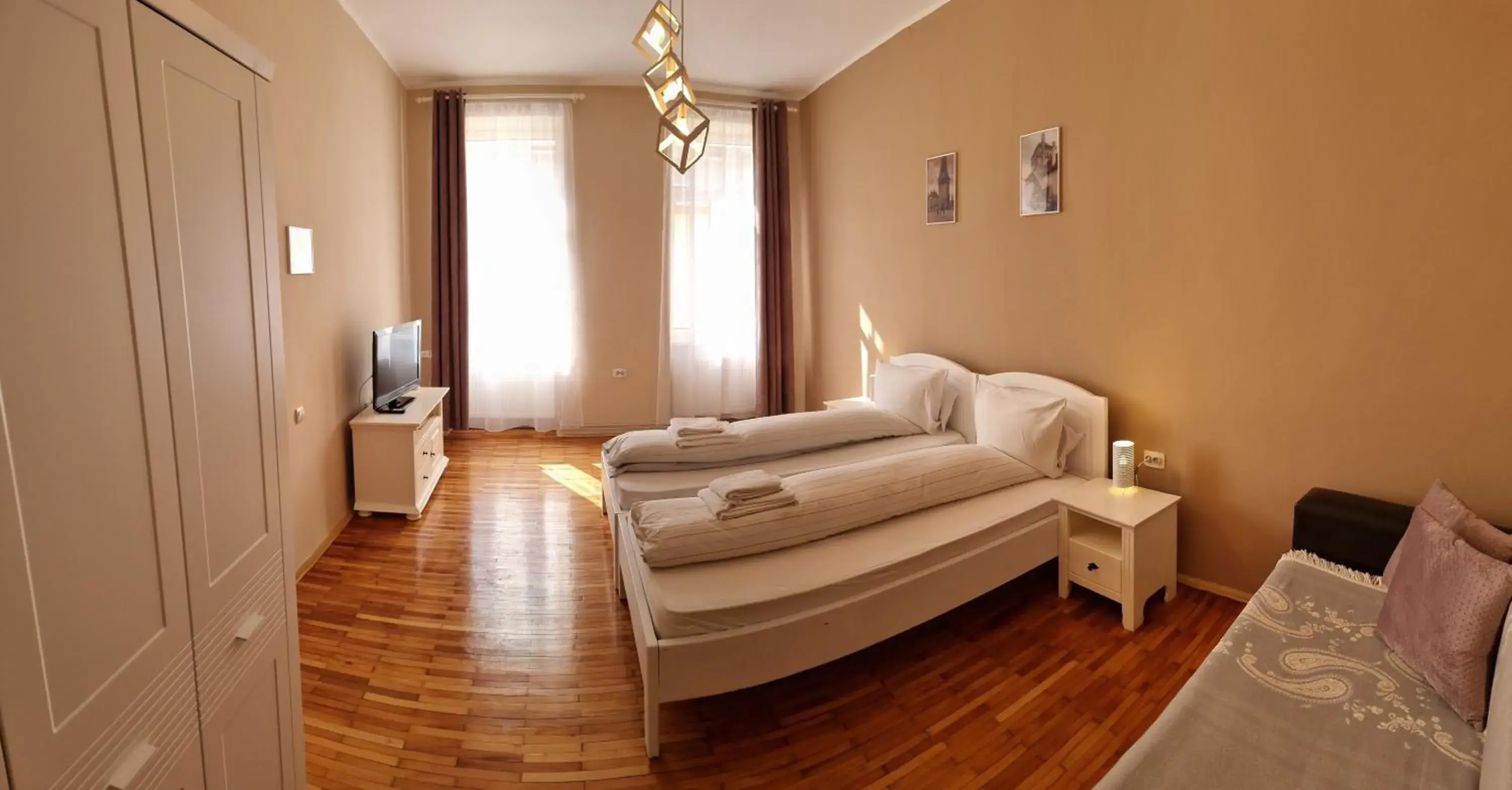 Junior Suite - single occupancy in Fabini Apartments Junior Suite - single occupancy in Fabini Apartments
