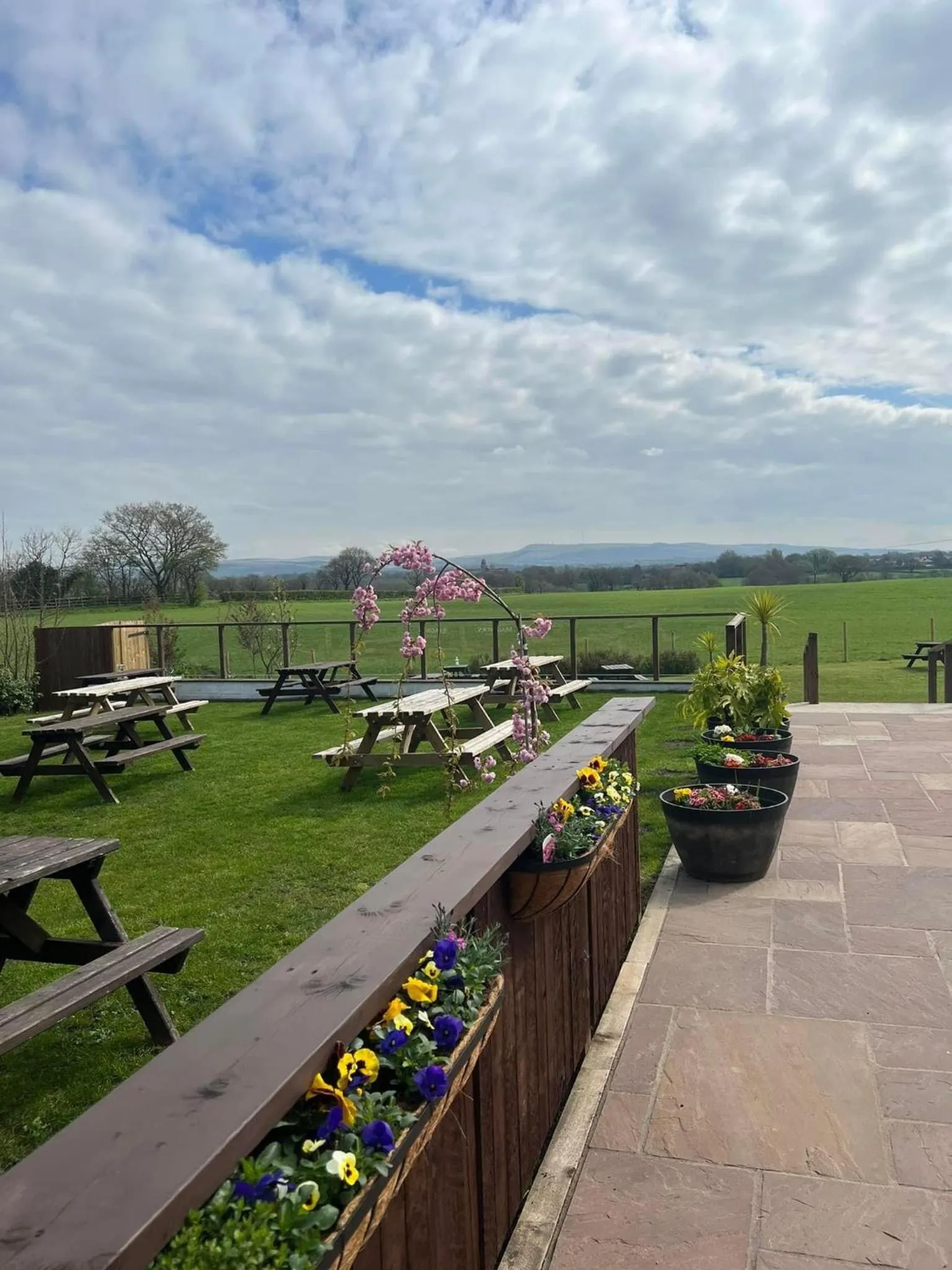 The Hinds Head Hotel