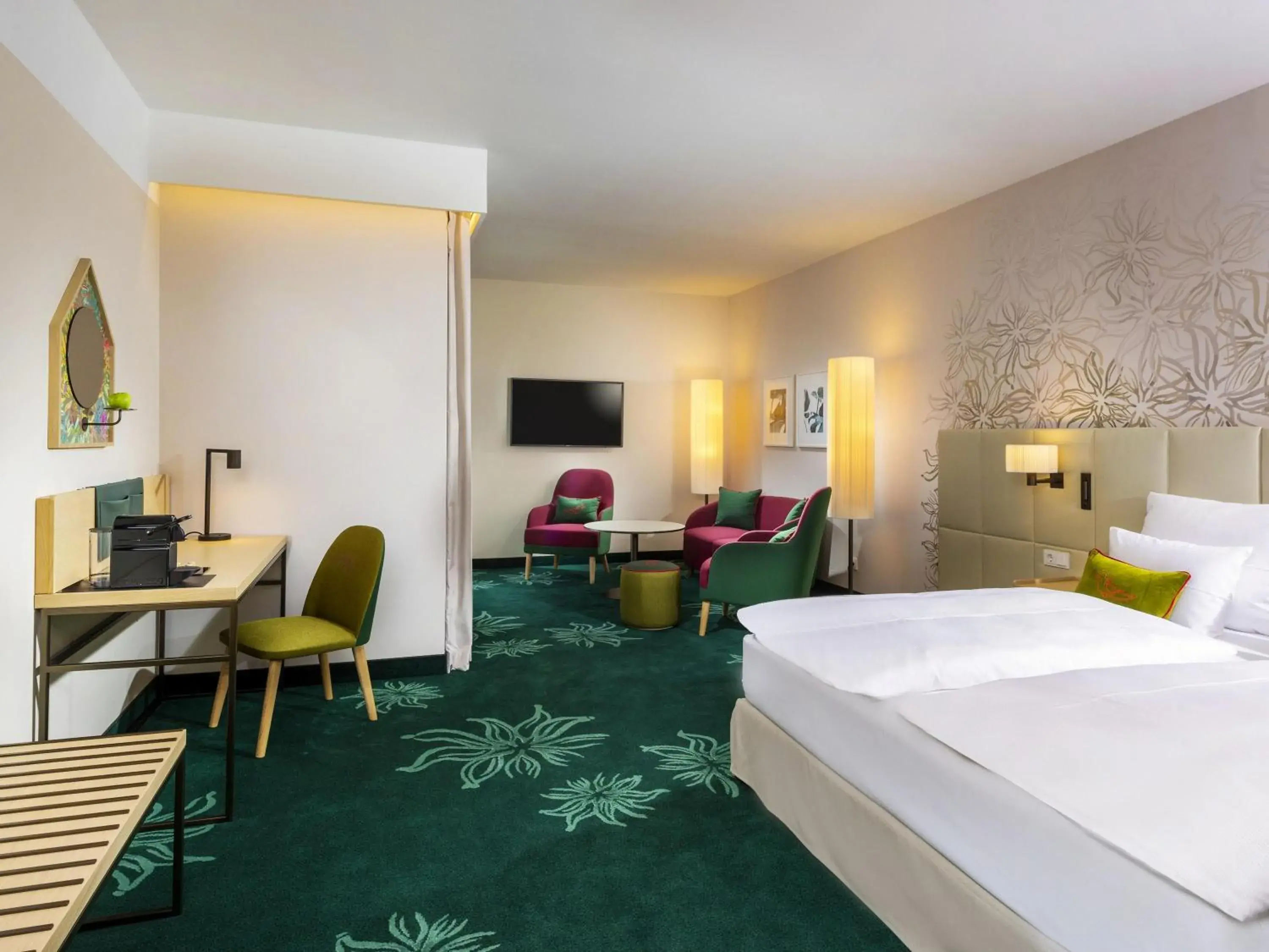 Junior King Suite in Mövenpick Hotel Stuttgart Messe & Congress Junior King Suite in Mövenpick Hotel Stuttgart Messe & Congress