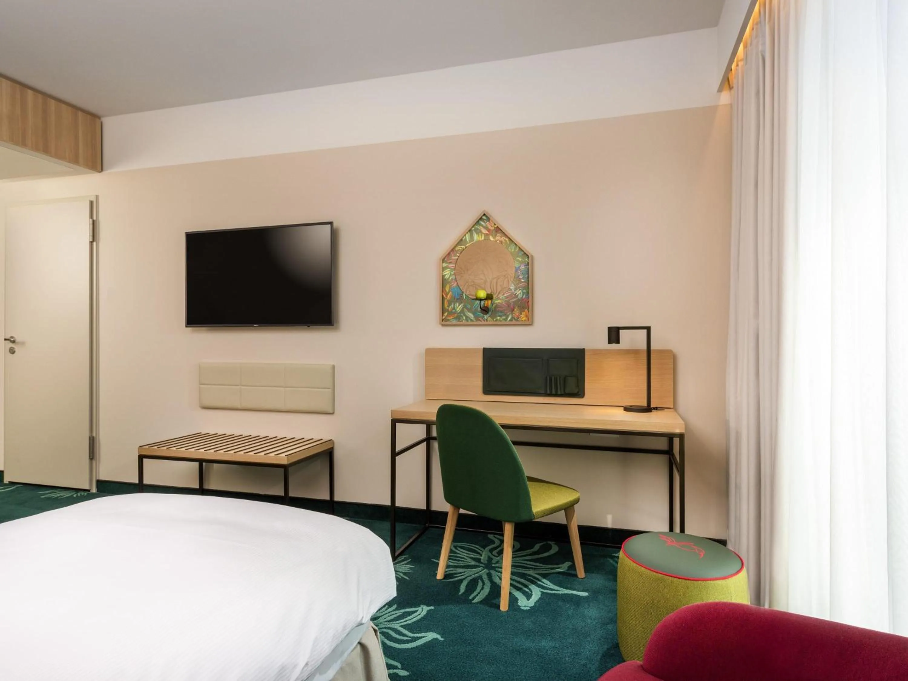 Bedroom, Bed in Mövenpick Hotel Stuttgart Messe & Congress