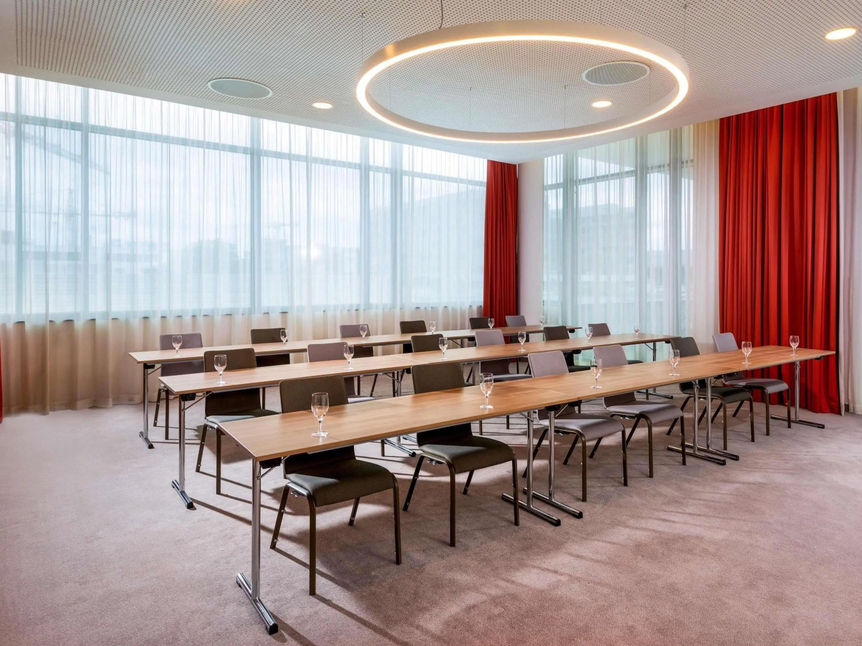 Meeting/conference room in Mövenpick Hotel Stuttgart Messe & Congress