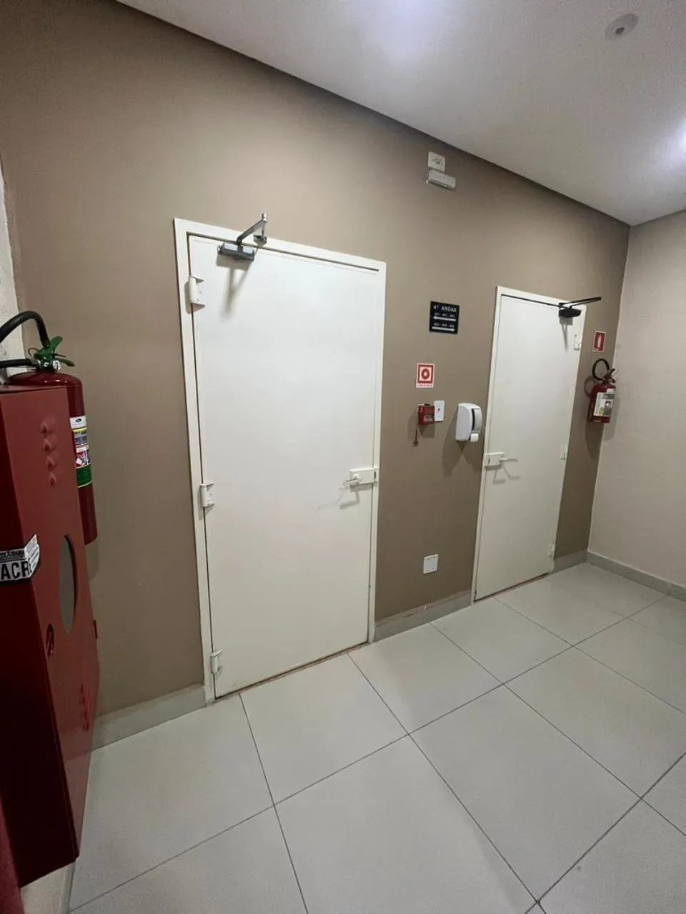 Property building in Hotel Salomão - Próximo a 25 de Março, Bom Retiro, Brás e Rua Santa Efigênia, a 2 minutos do Mirante Sampa Sky e pista de Skate Anhangabaú