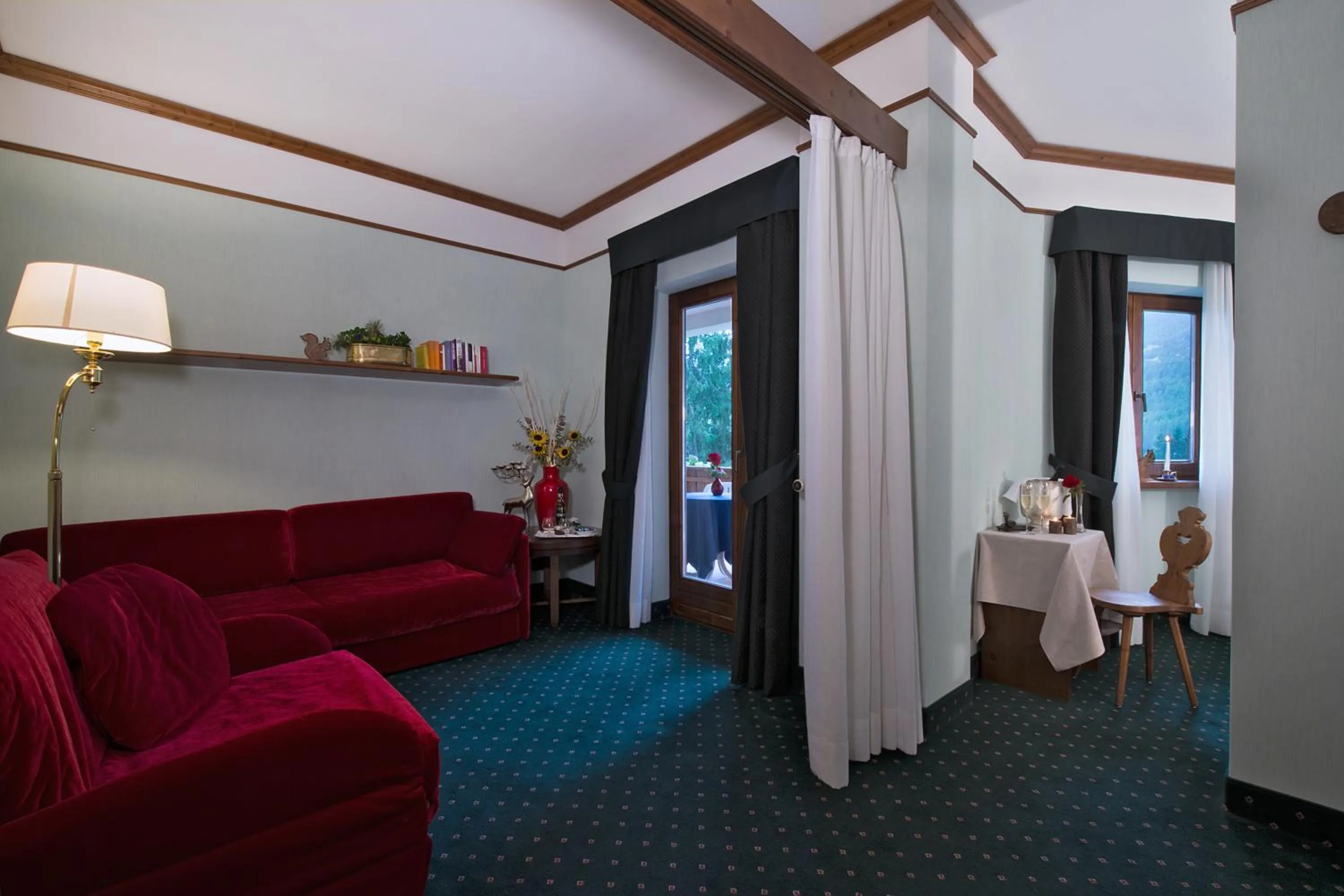 Living room in Boutique Hotel Villa Blu Cortina D'Ampezzo