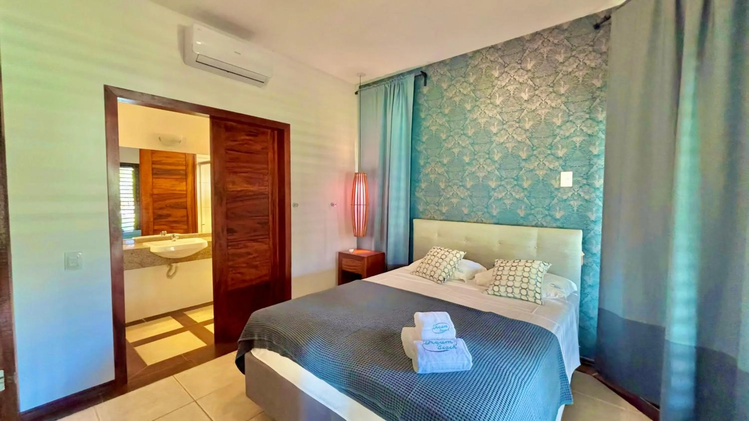 Bed in Dream Beach Cumbuco Oceanfront Apartments