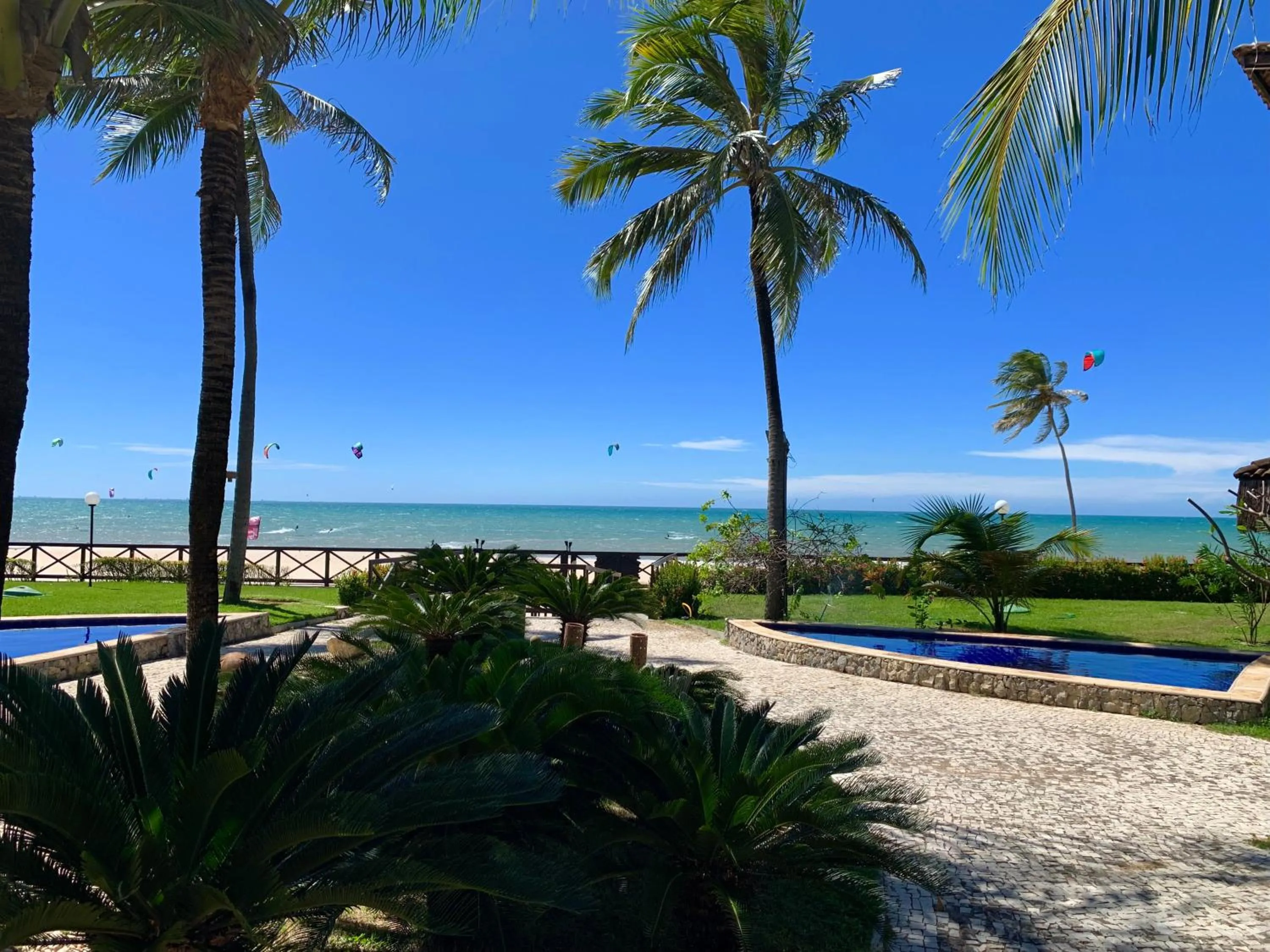 Dream Beach Cumbuco Oceanfront Apartments