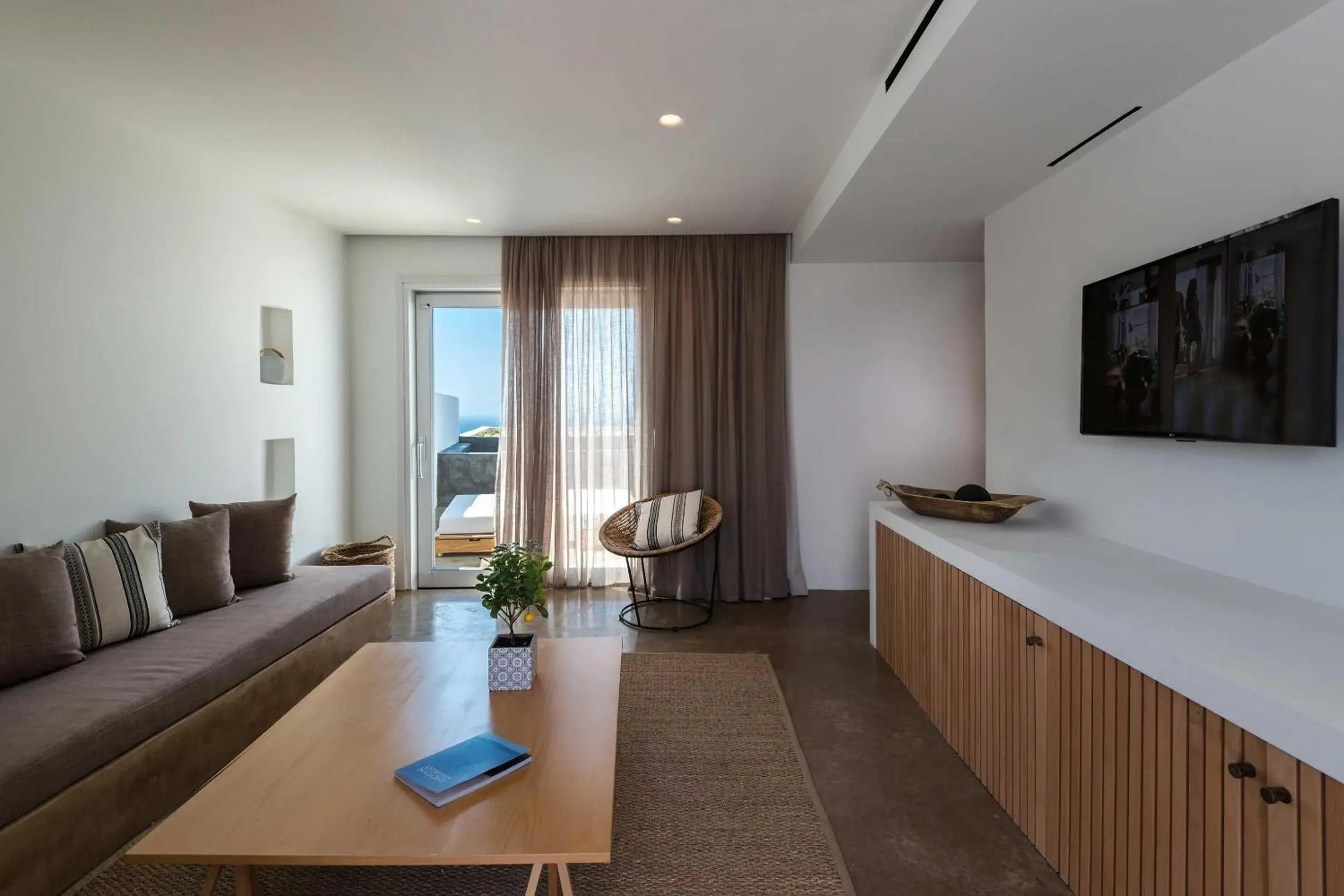 Photo of the whole room in Andronis Arcadia Hotel Photo of the whole room in Andronis Arcadia Hotel