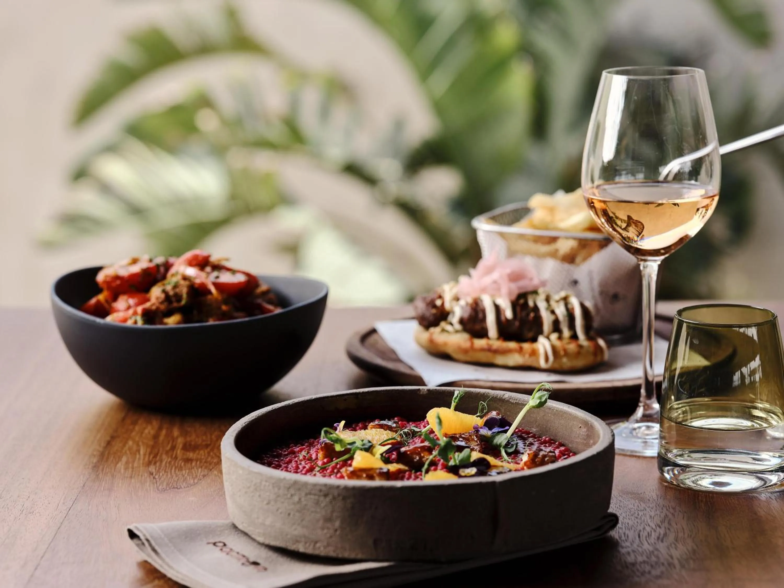 Restaurant/places to eat in Andronis Arcadia Hotel