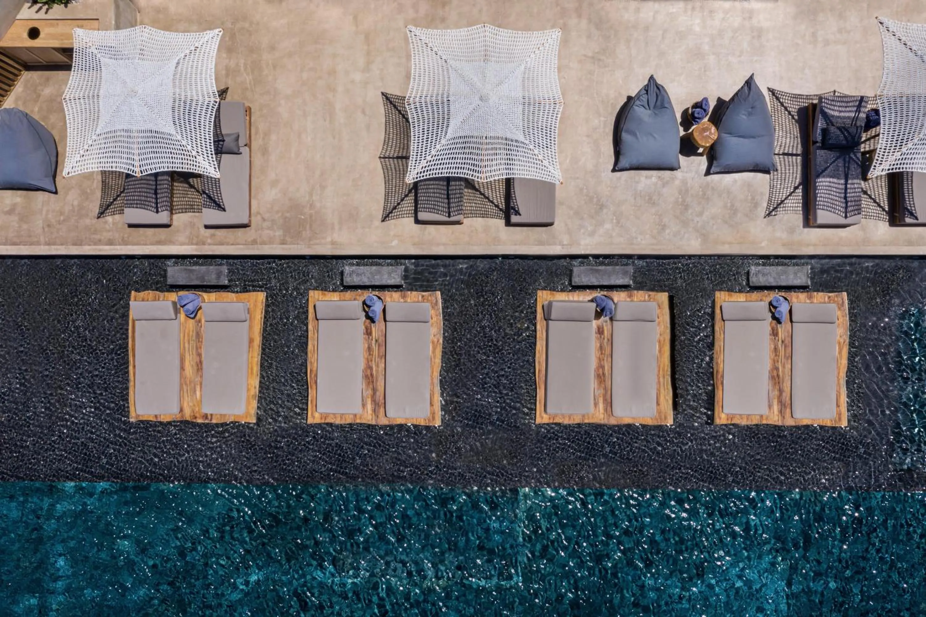 Swimming pool in Andronis Arcadia Hotel