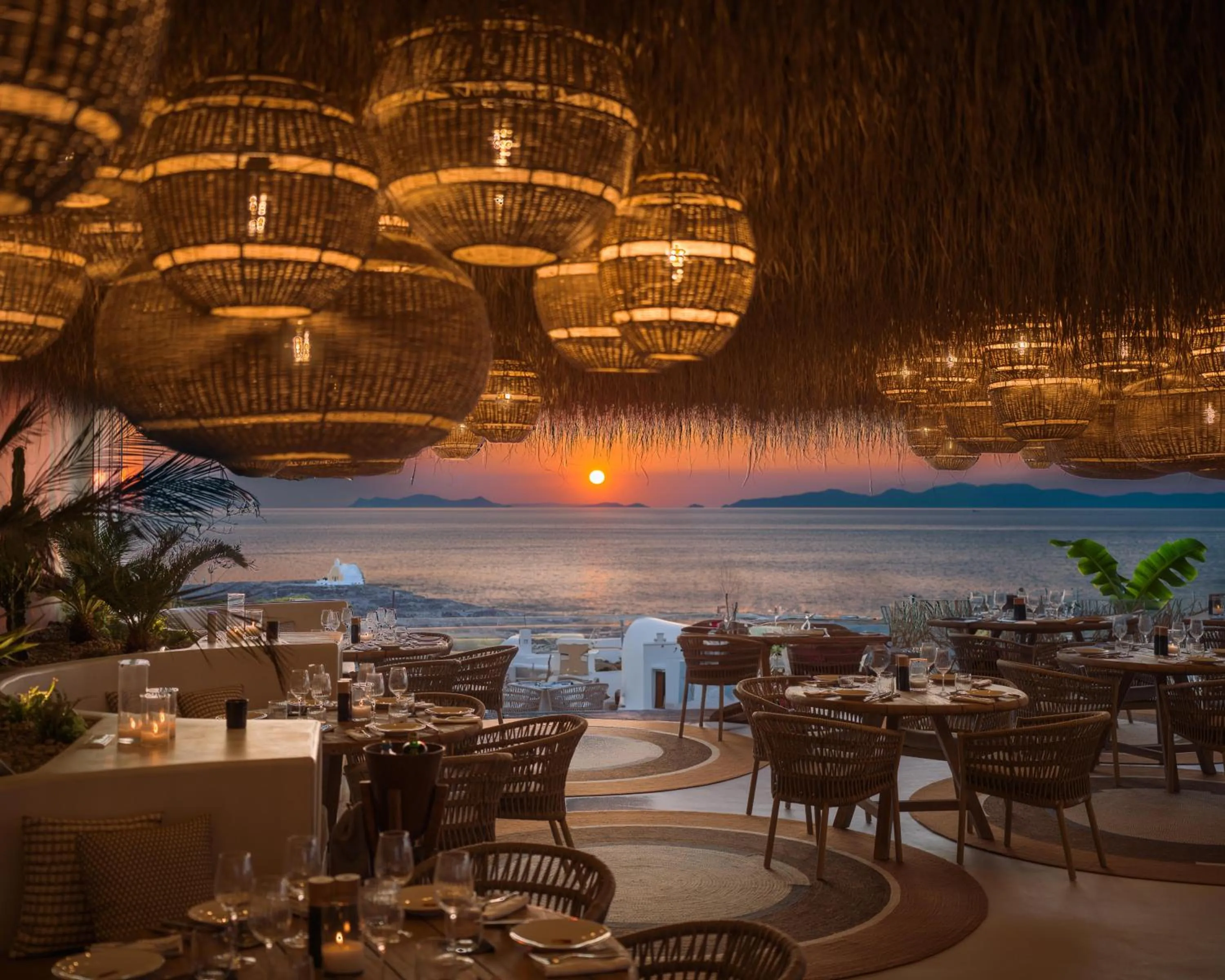 Restaurant/places to eat in Andronis Arcadia Hotel