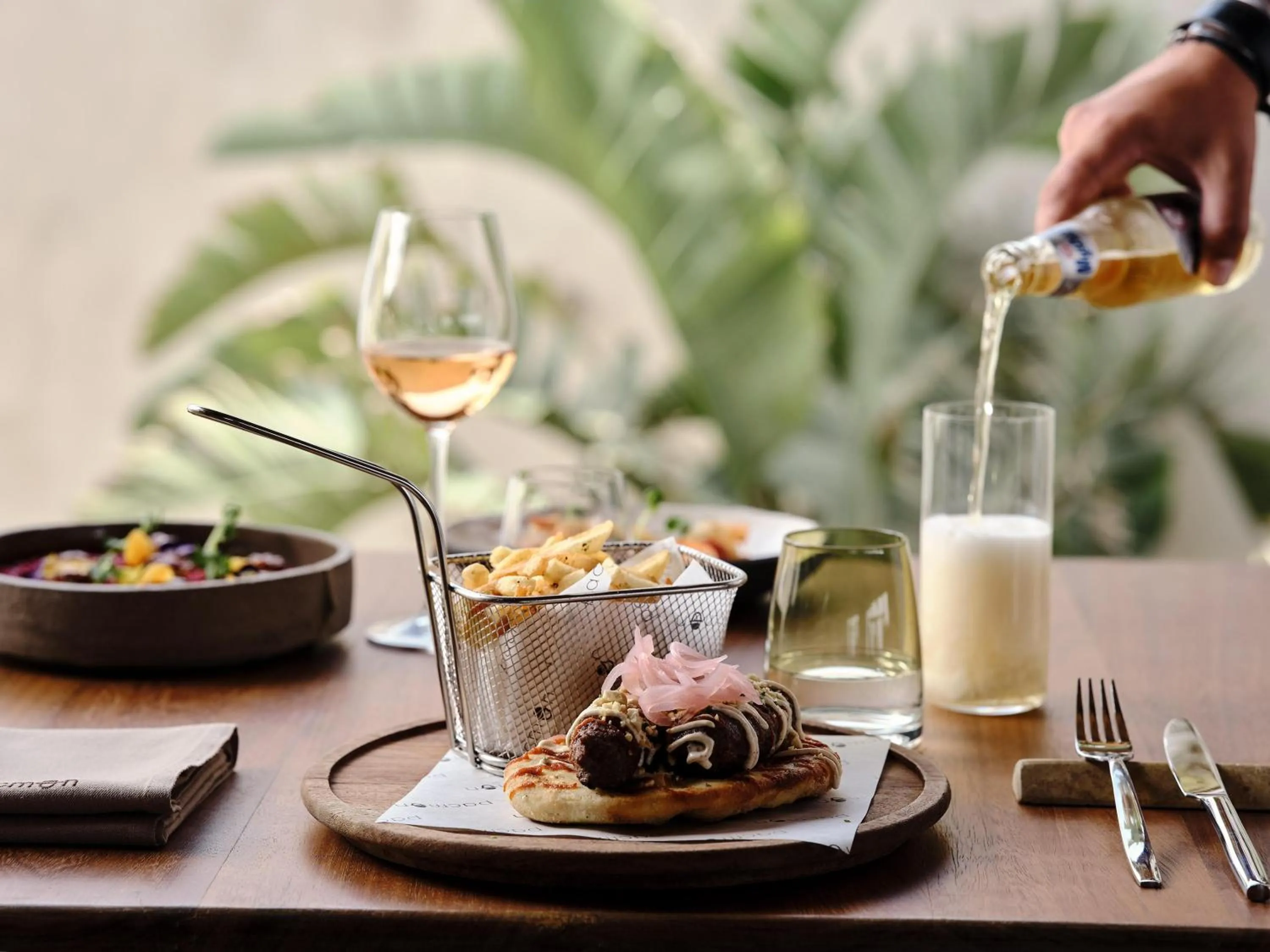 Restaurant/places to eat in Andronis Arcadia Hotel