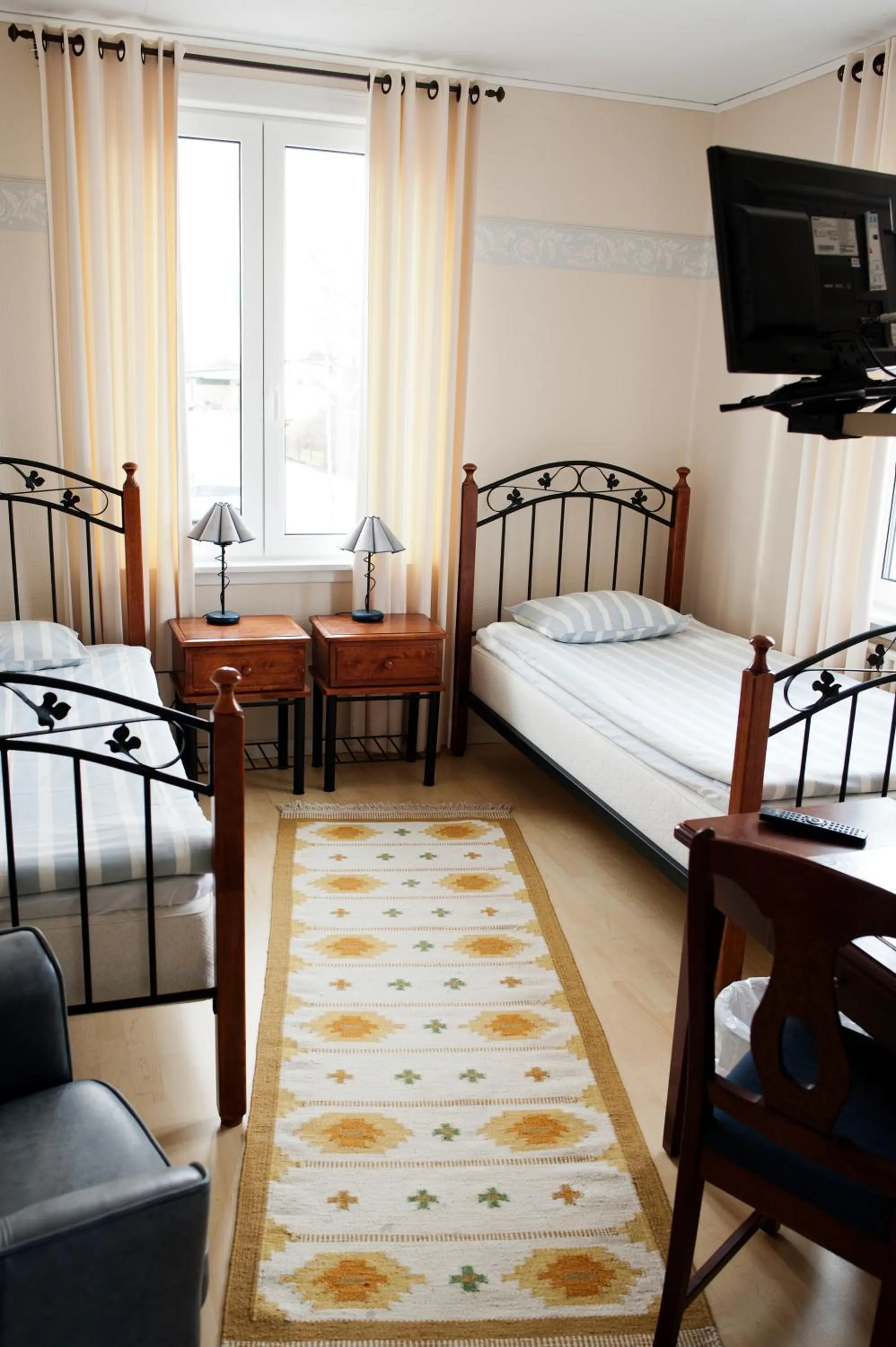 Photo of the whole room, Bed in Reftele Wardshus