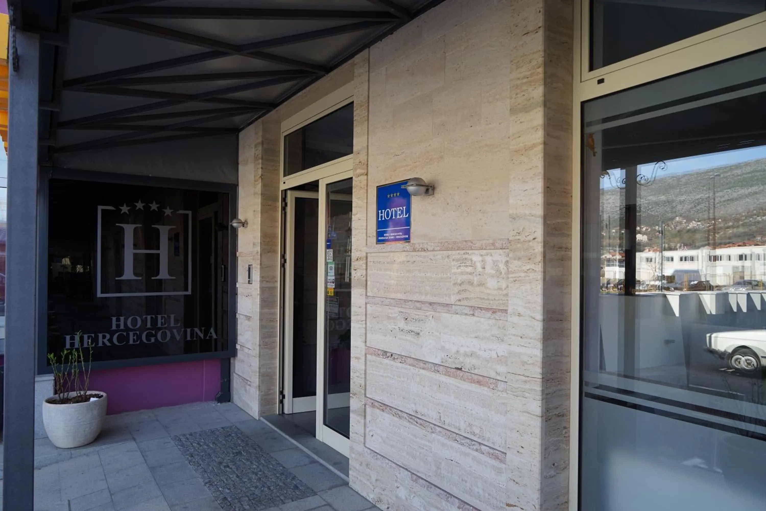 Property building in Hotel Hercegovina