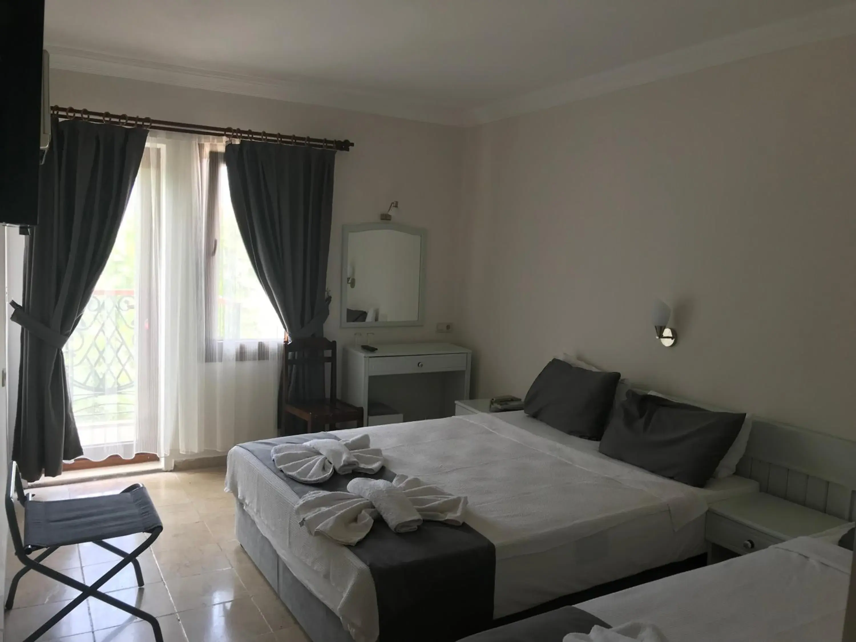 Photo of the whole room, Bed in Kilim Hotel & Apart Photo of the whole room, Bed in Kilim Hotel & Apart