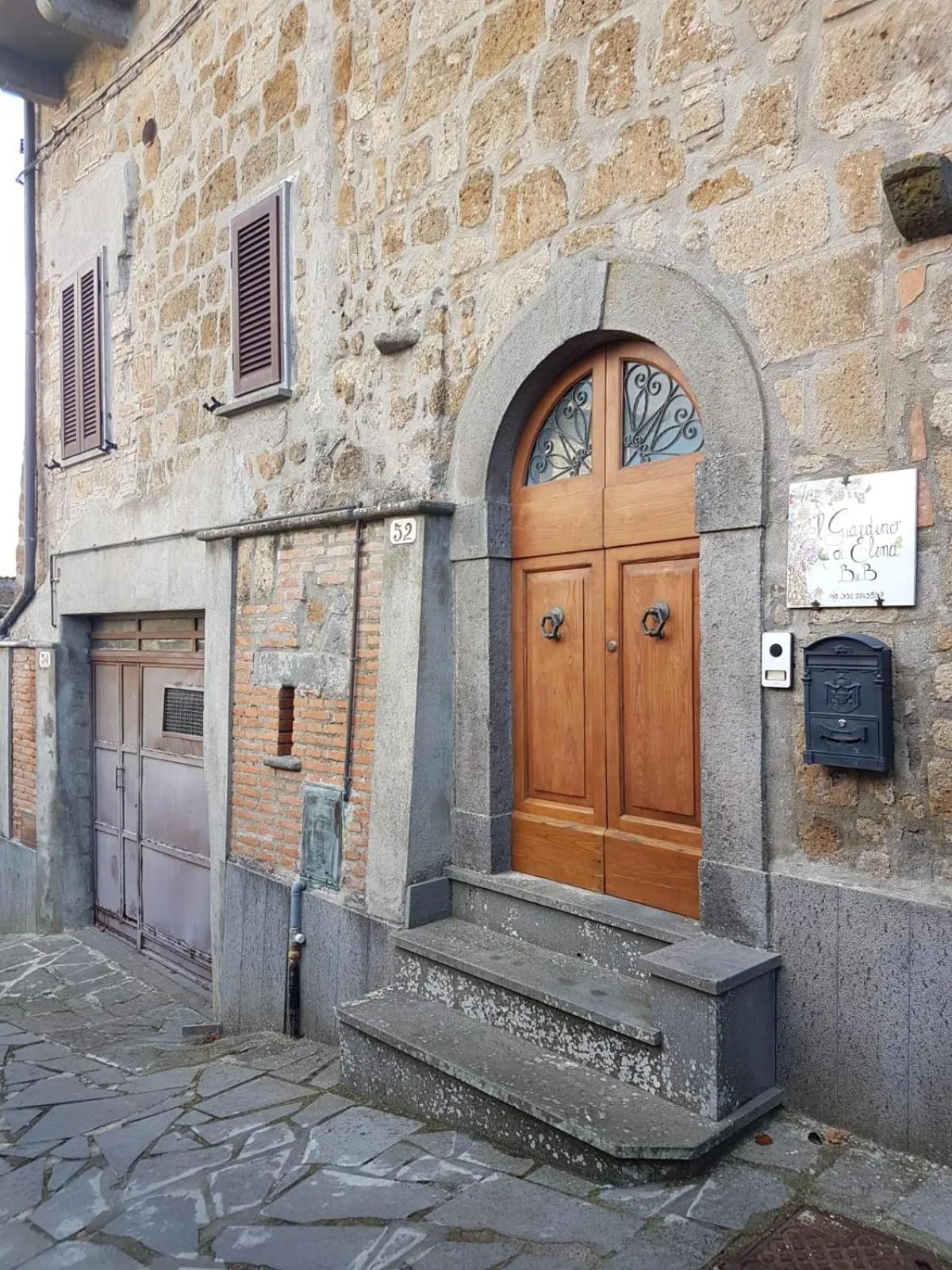 Property building in Il giardino di Elena