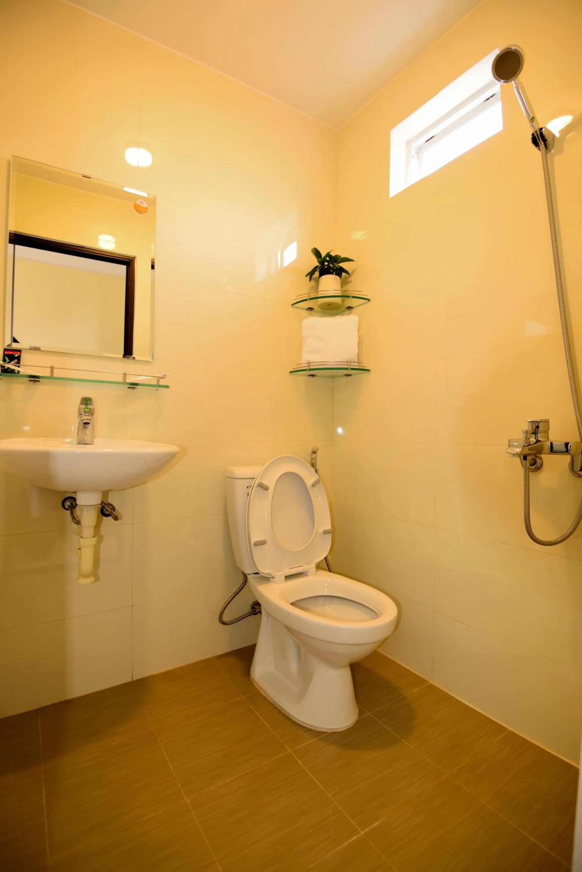 Bathroom in Guest House Maika