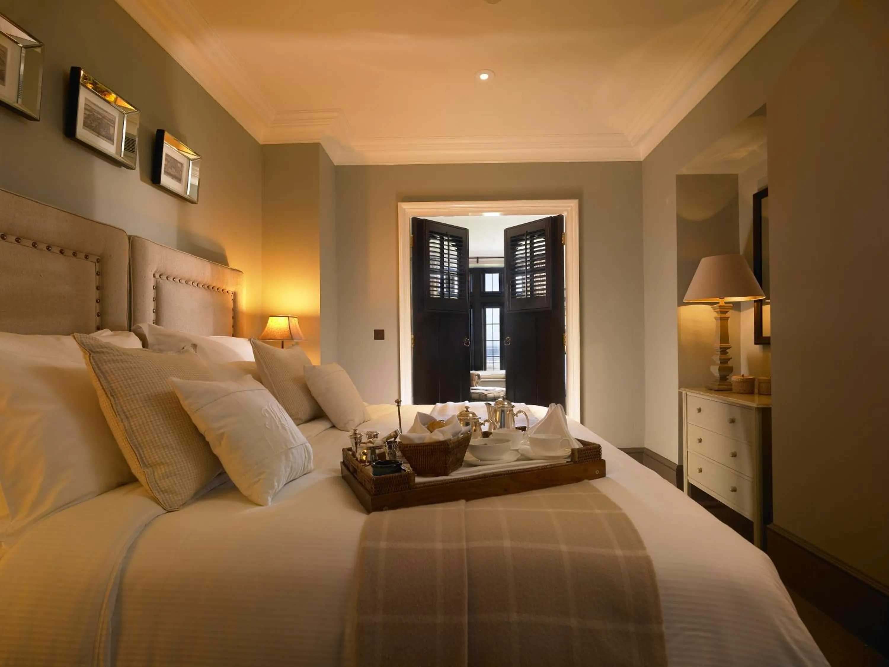 Bedroom, Bed in Trump International Golf Links & Hotel Doonbeg Ireland